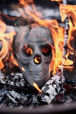 Skull Ceramic Fire Pit Accent | Terrain