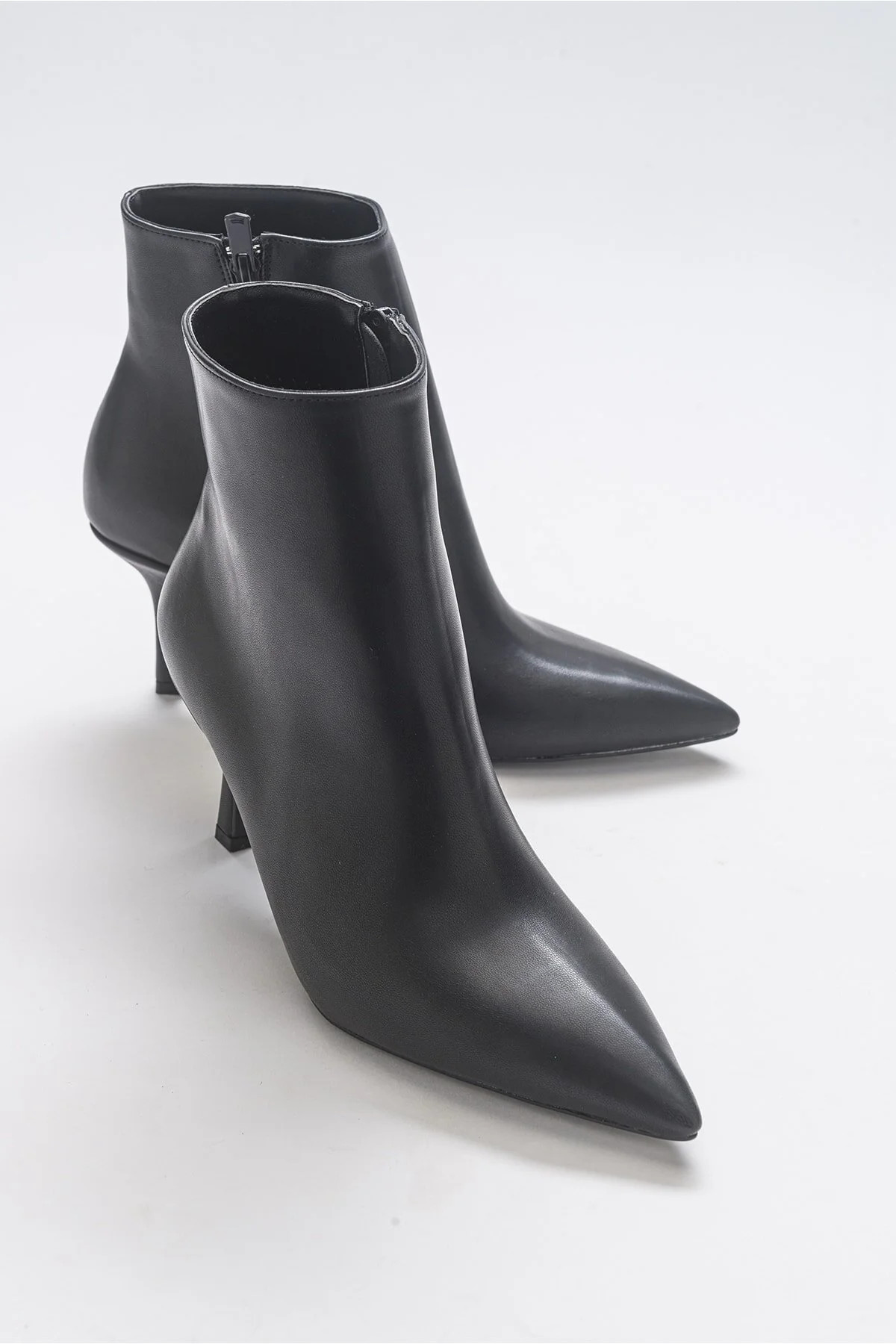 LuviShoes Stiefelette - Schwarz - Pfennigabsatz/Stiletto | Trendyol DE