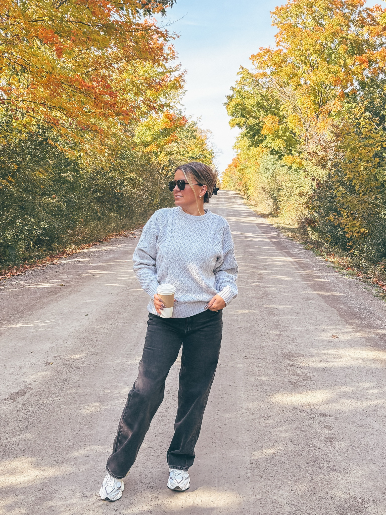 fall outfit inspo 🤎🍂 

sweater: xs 
jeans: 27 

#LTKautumn #LTKstyletip
