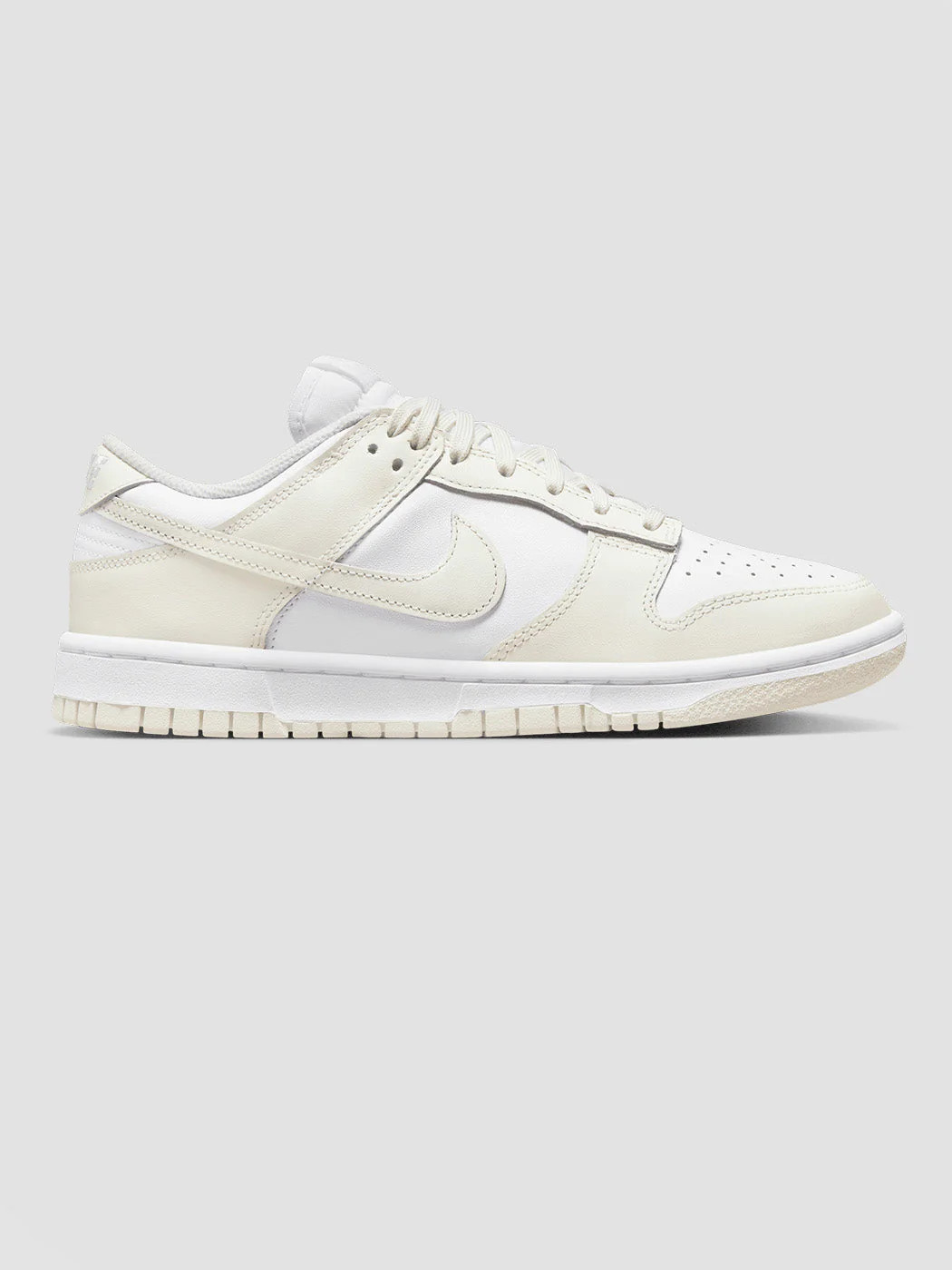 Nike Dunk Low - White/Sail-White | Carbon38