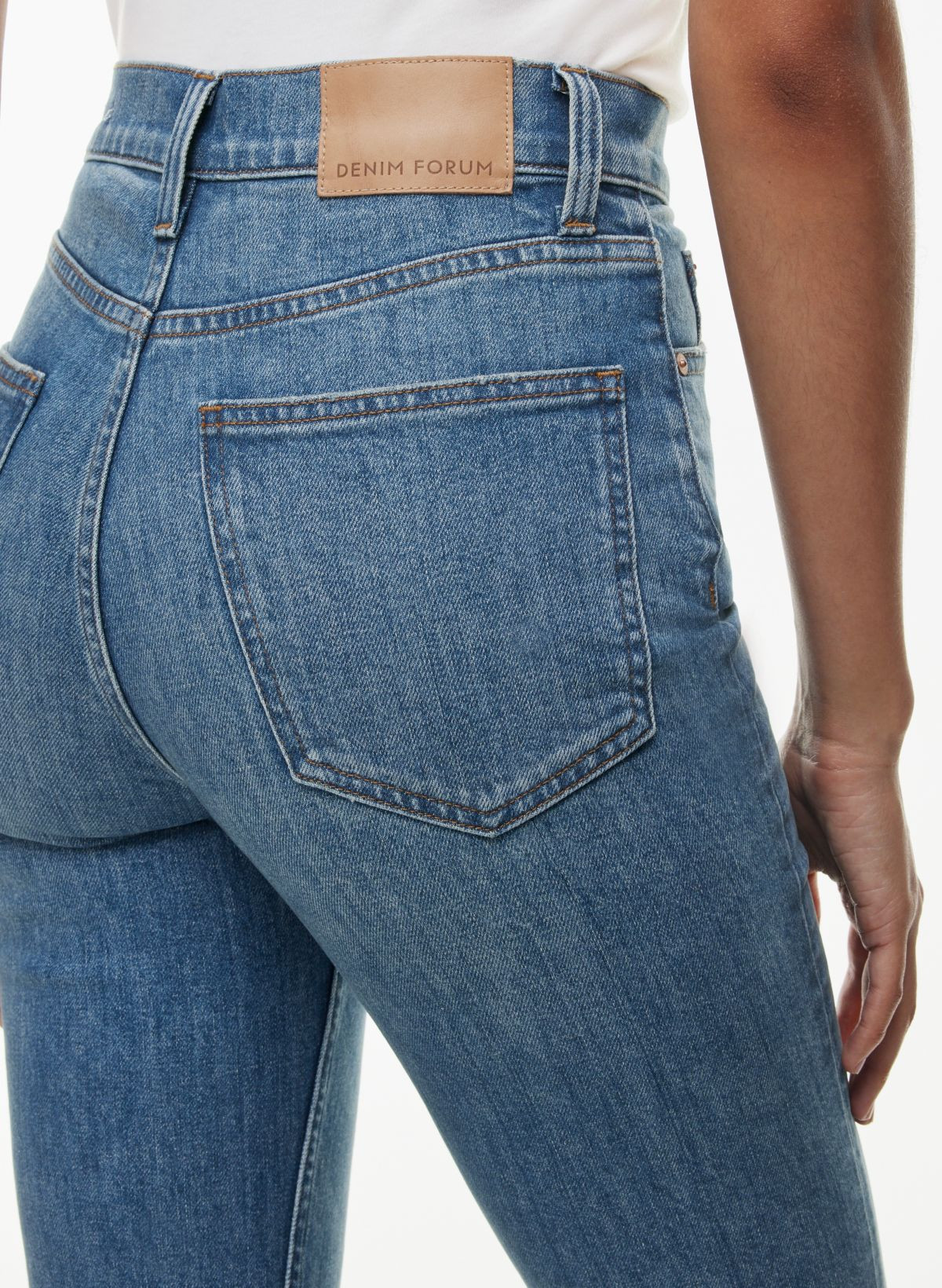 THE '90S STACKED BOOTCUT JEAN | Aritzia