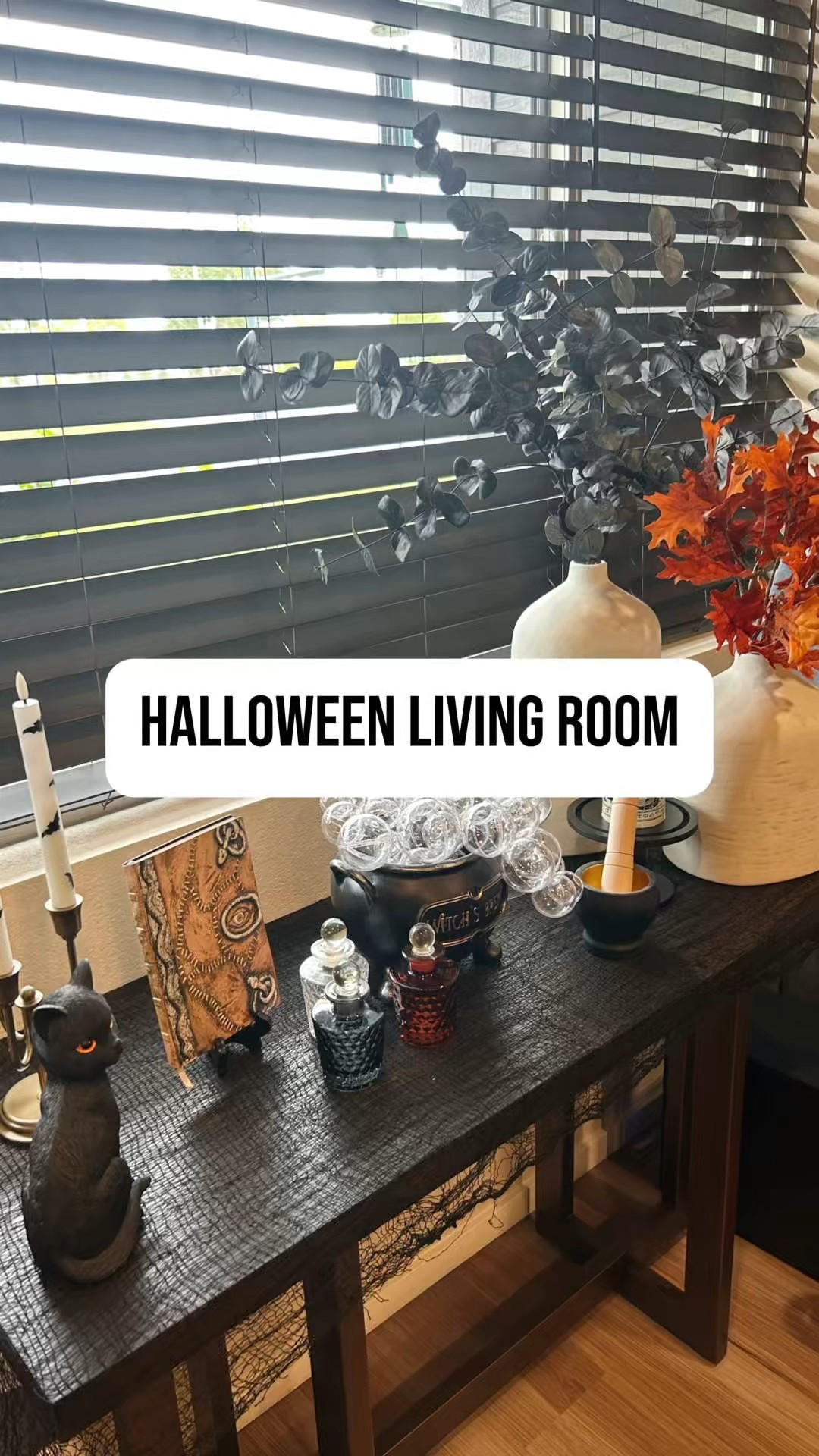 Halloween living room decor🧙‍♀️🎃👻🦇

Spooky cute decor with a Falloween vibe. #halloweendecor #halloweenlivingroom #livingroomdecor

#LTKSeasonal #LTKHalloween #LTKHome