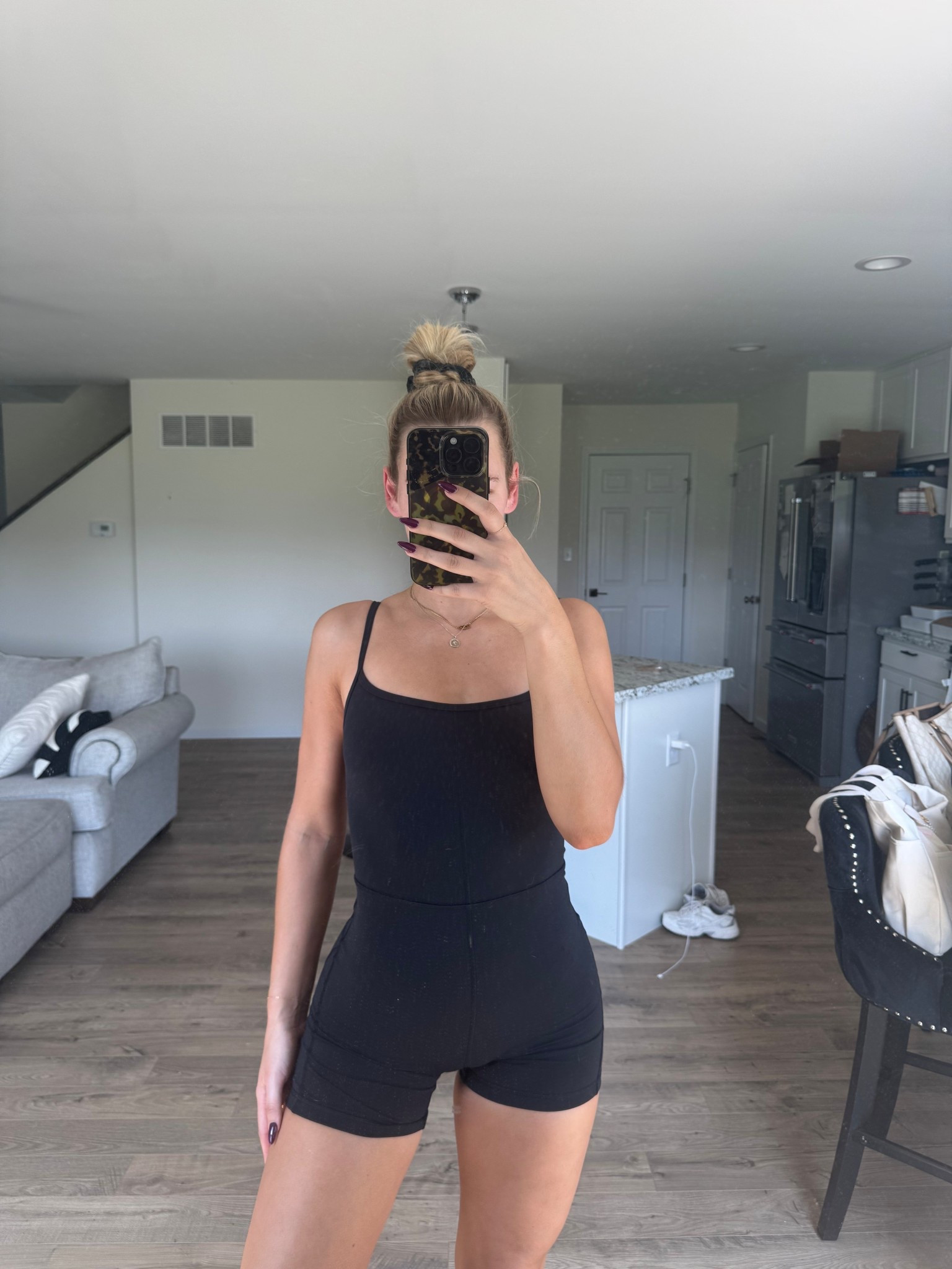 Wearing size small🖤🥷🏼

#LTKActive #LTKStyleTip #LTKFindsUnder100