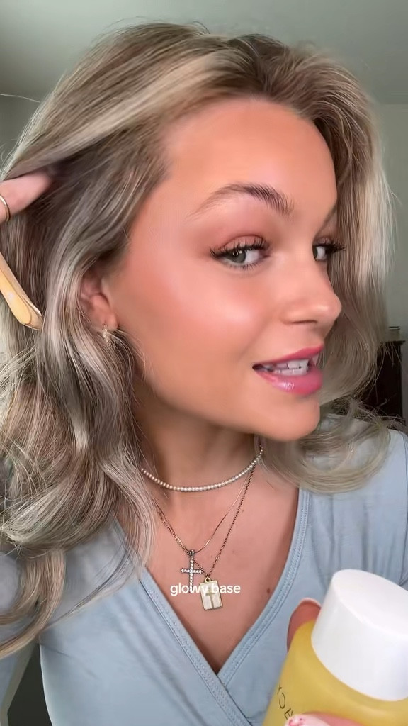 easy, beginner friendly glowy makeup routine that will last you all day <3

#LTKgrwm #LTKBeauty #LTKselfcare