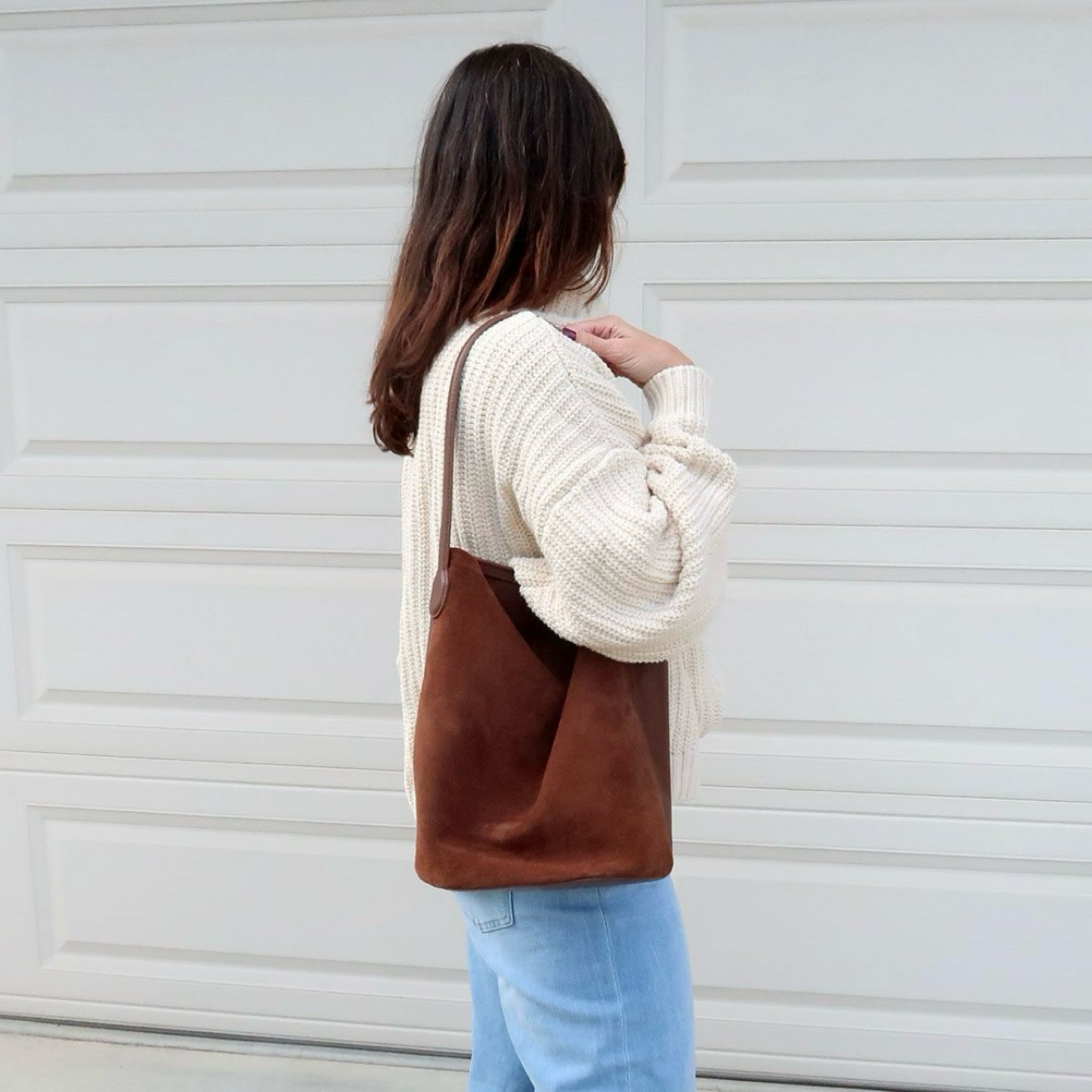 Loving this suede and leather bucket tote under $200 💃🏻🙌❤️❤️🧐 perfect slouchy tote for fall 🍁🍂

#LTKxMadewell #LTKItBag #LTKOver40