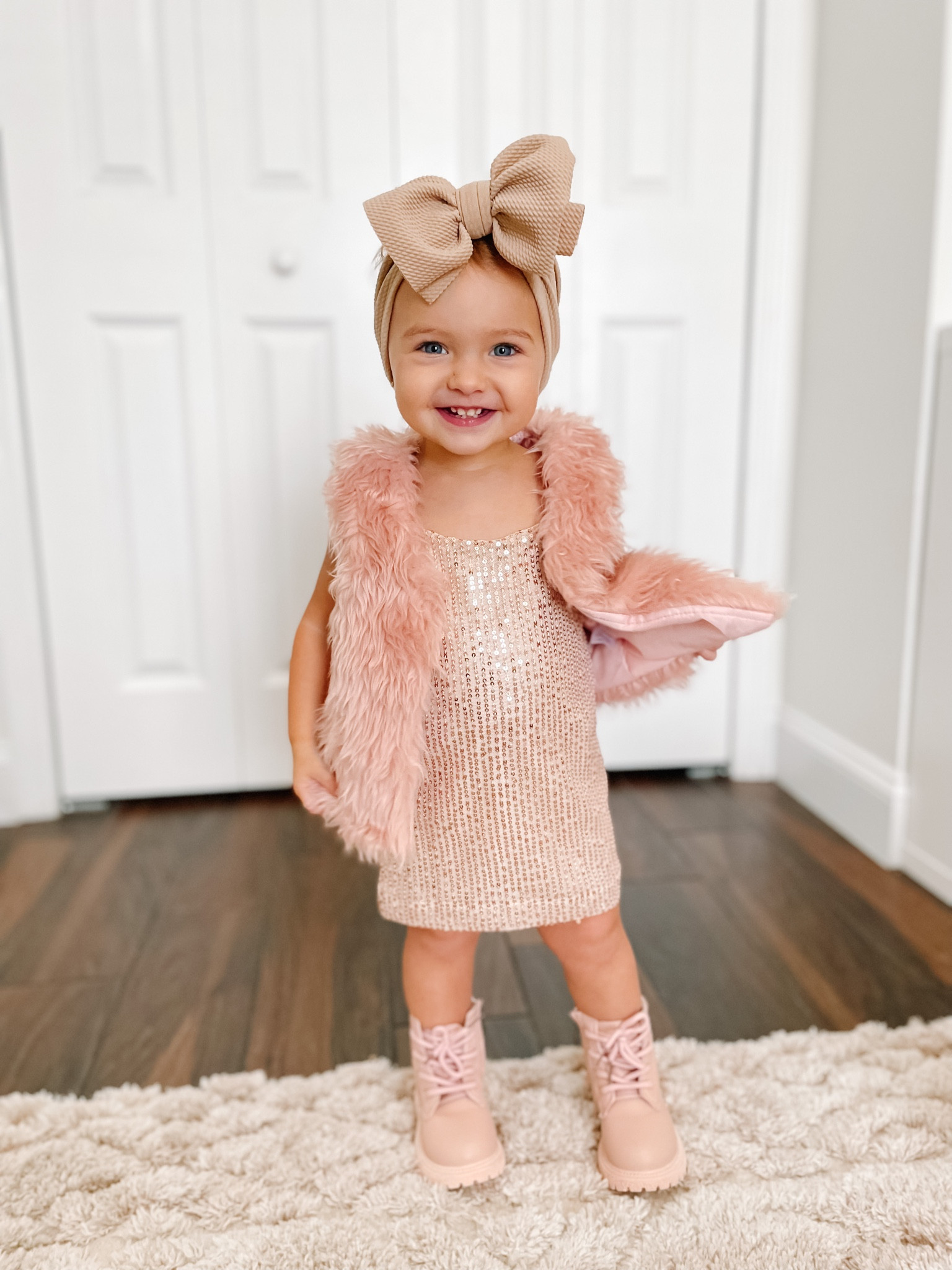 Run to grab this New Years Eve outfit 🤩🥳



#LTKfamily #LTKbaby #LTKkids