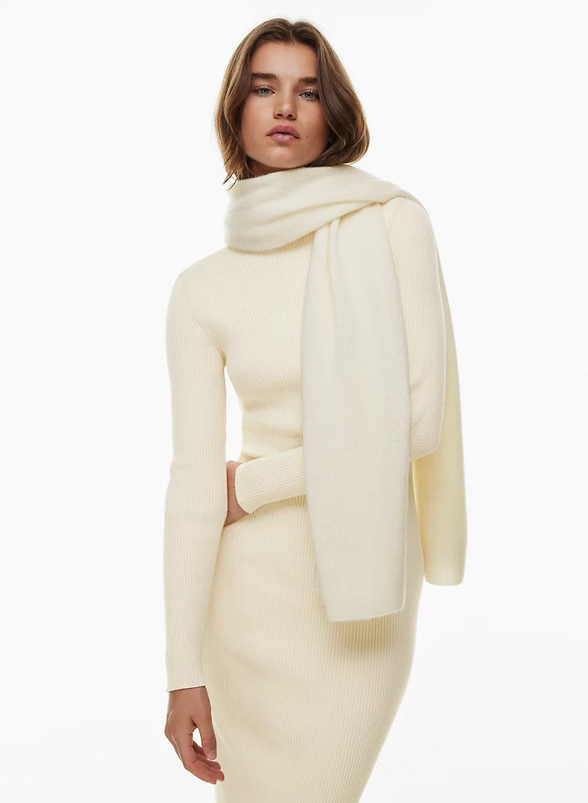 LUXE CASHMERE MAINE SCARF | Aritzia