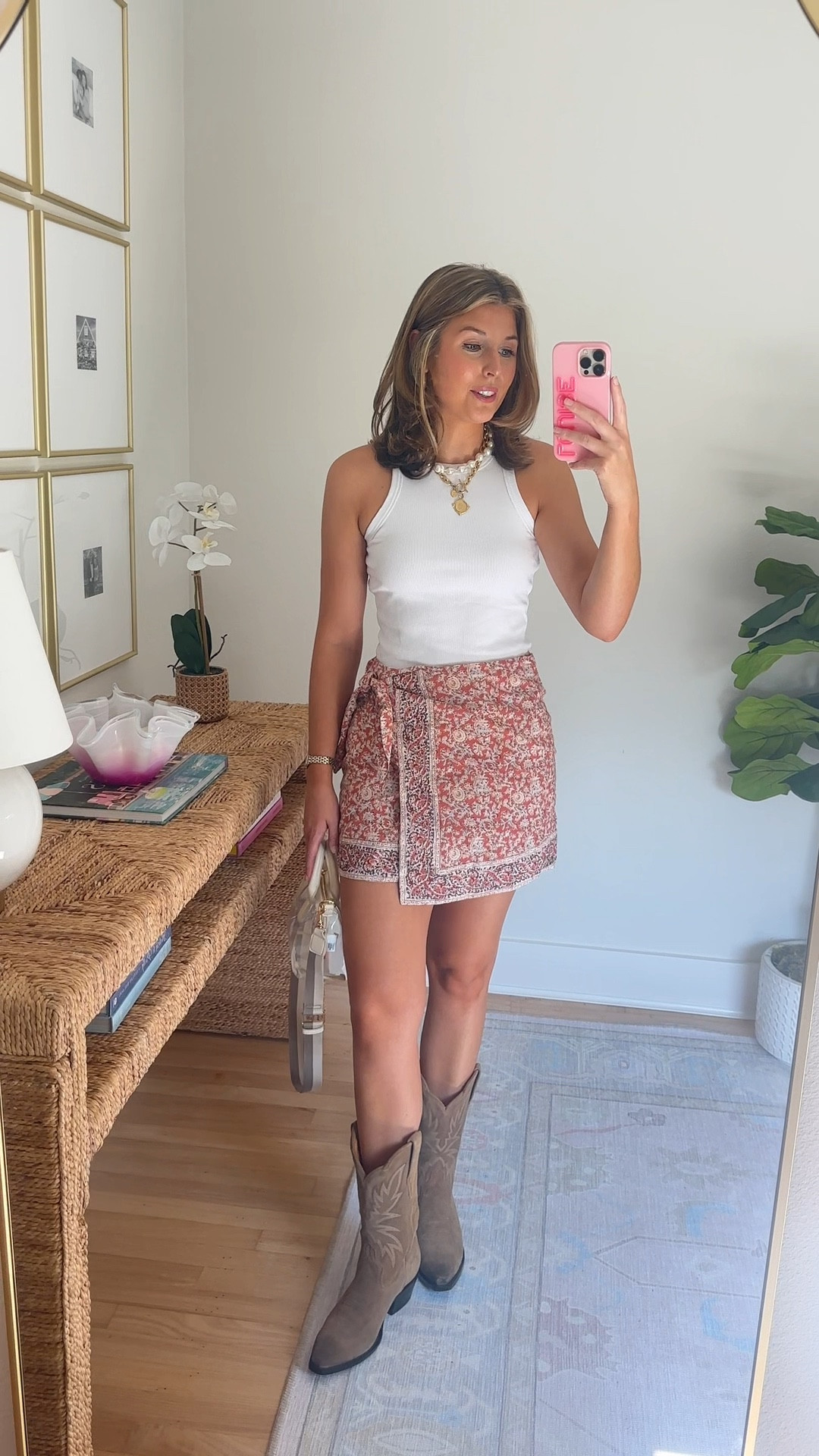 Game day outfit idea! Wearing a S in tank and XS in skirt!