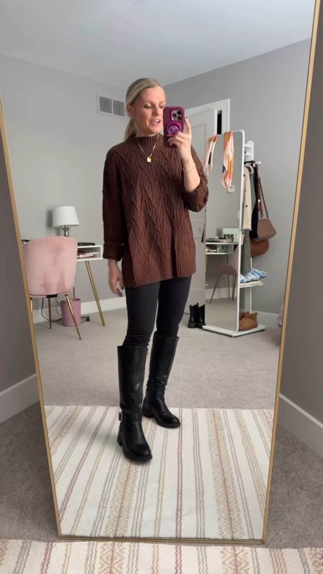 Snow day outfit and of the day that I wore to my hair appointment!
Sweater- small
Leggings- xsmallL

#LTKootd #LTKPetite #LTKSeasonal