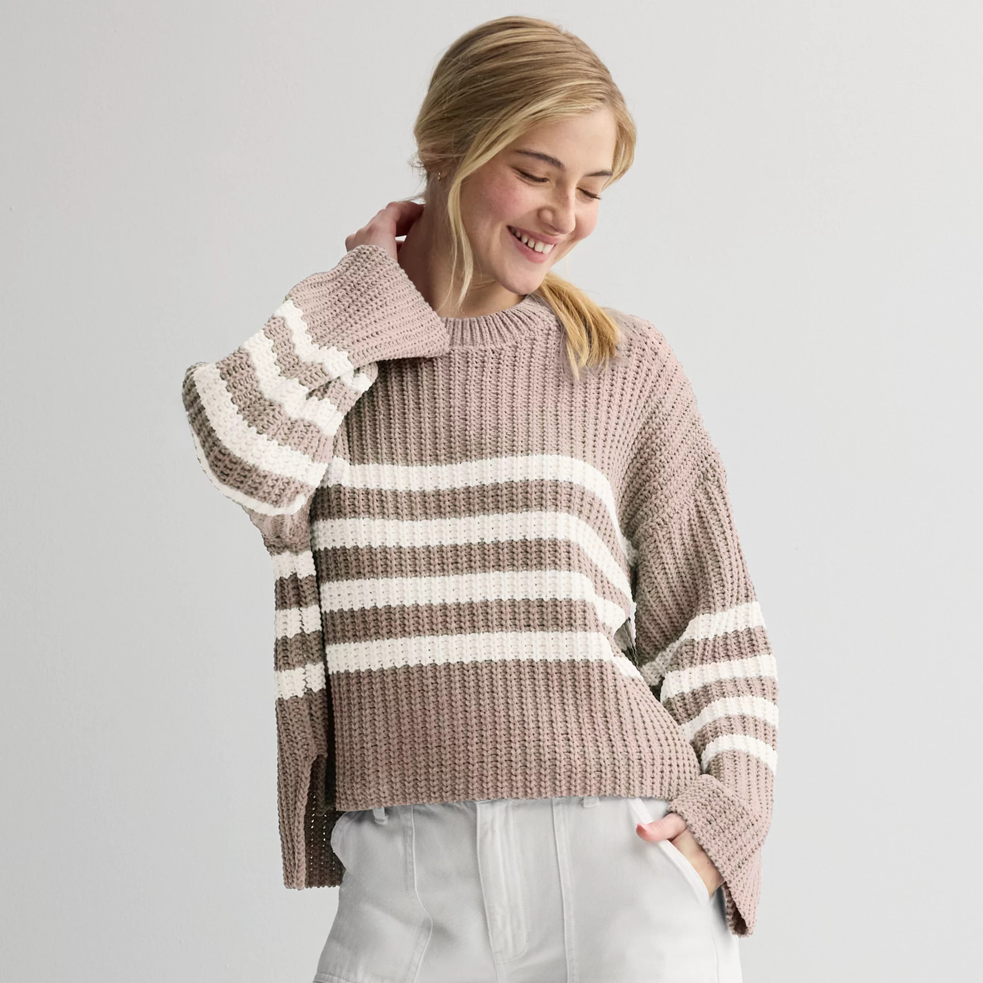 Juniors' Pink Republic Relaxed Fit Crewneck Pullover Sweater | Kohl's
