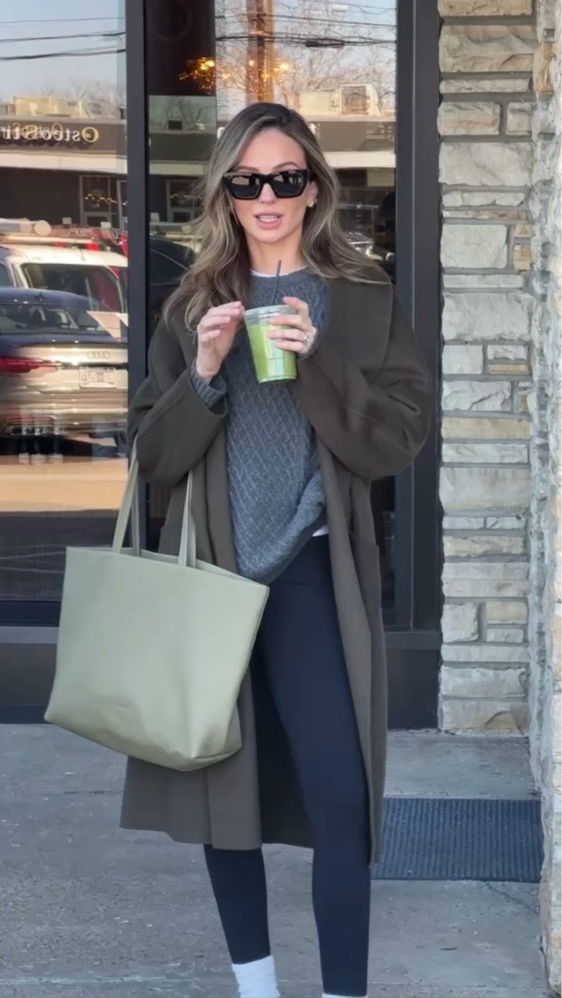 Just saw a post saying that leggings are acceptable with cute outfits again and I’m here for it 

#LTKItBag #LTKBeauty #LTKStyleTip