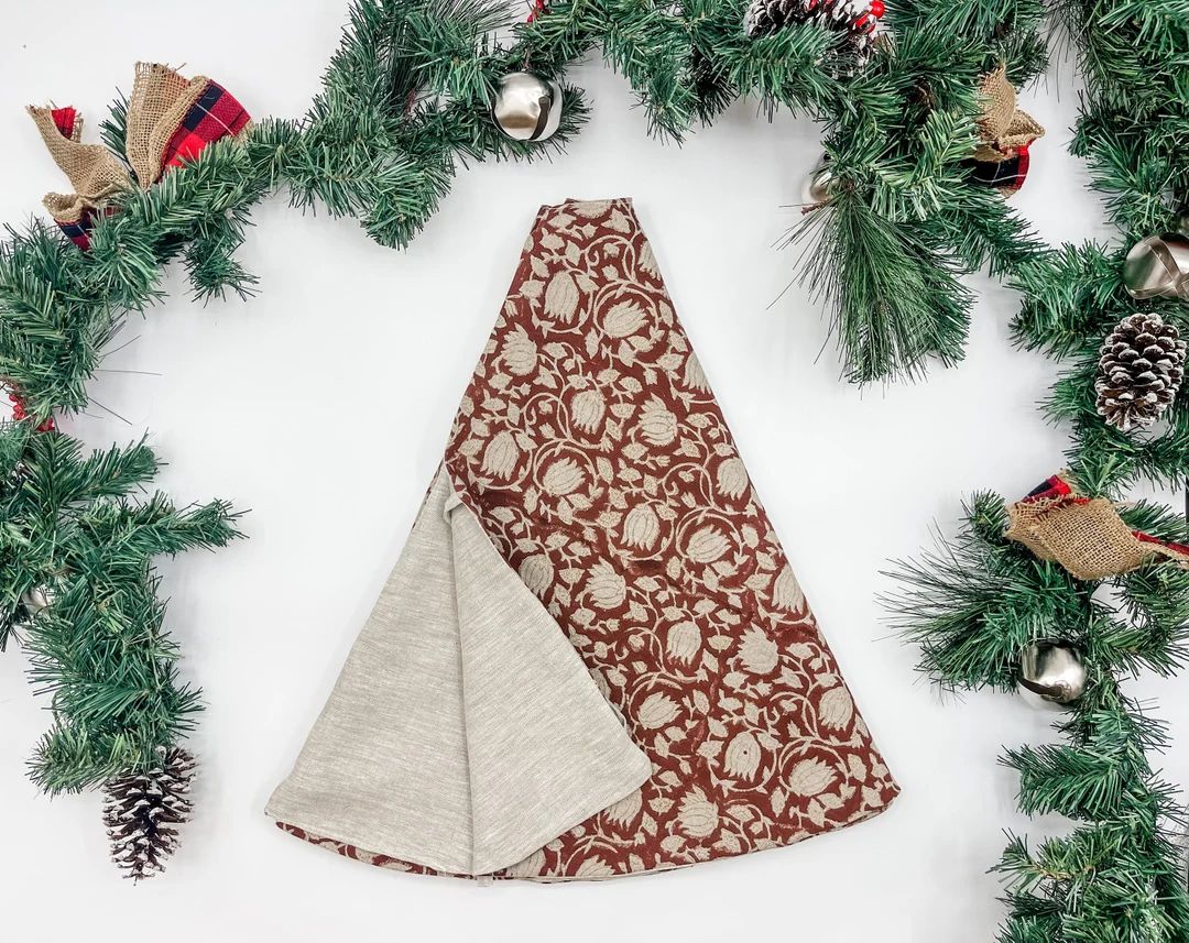 Farmhouse Inspired Floral Block Printed Christmas Tree Skirt - Etsy | Etsy (US)