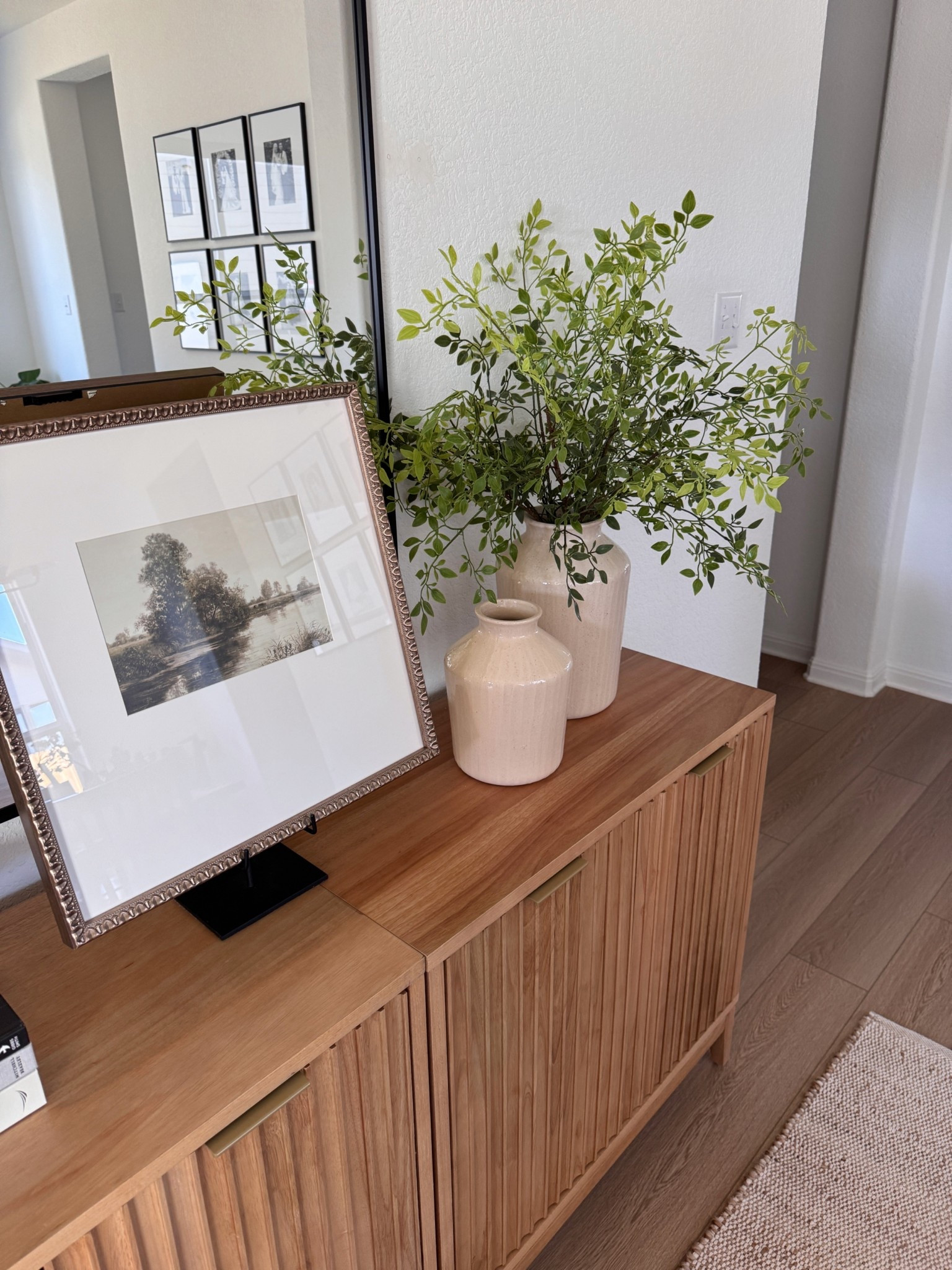 Entryway Console Cabinet 🏠🌿

I’ve had these cabinets for almost 2 years and the quality is great - they have a ton of storage too!

Console table, entryway table, nathan james furniture, olive tree, gallery frames 