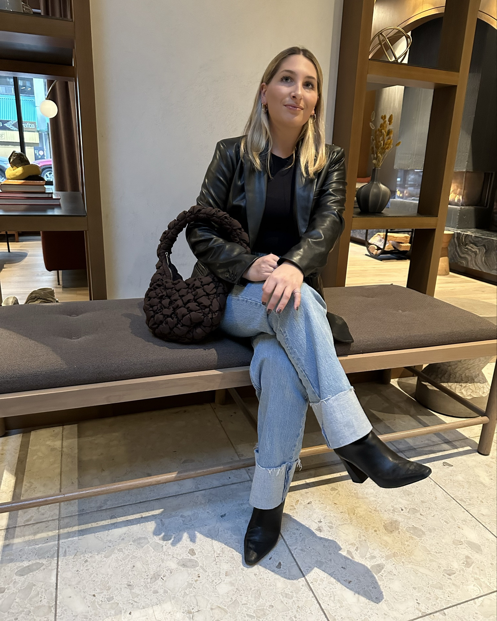 Dinners out can be hard to dress for.. that’s why I accessorize 👜👢

#LTKautumn #LTKstyletip #LTKbag