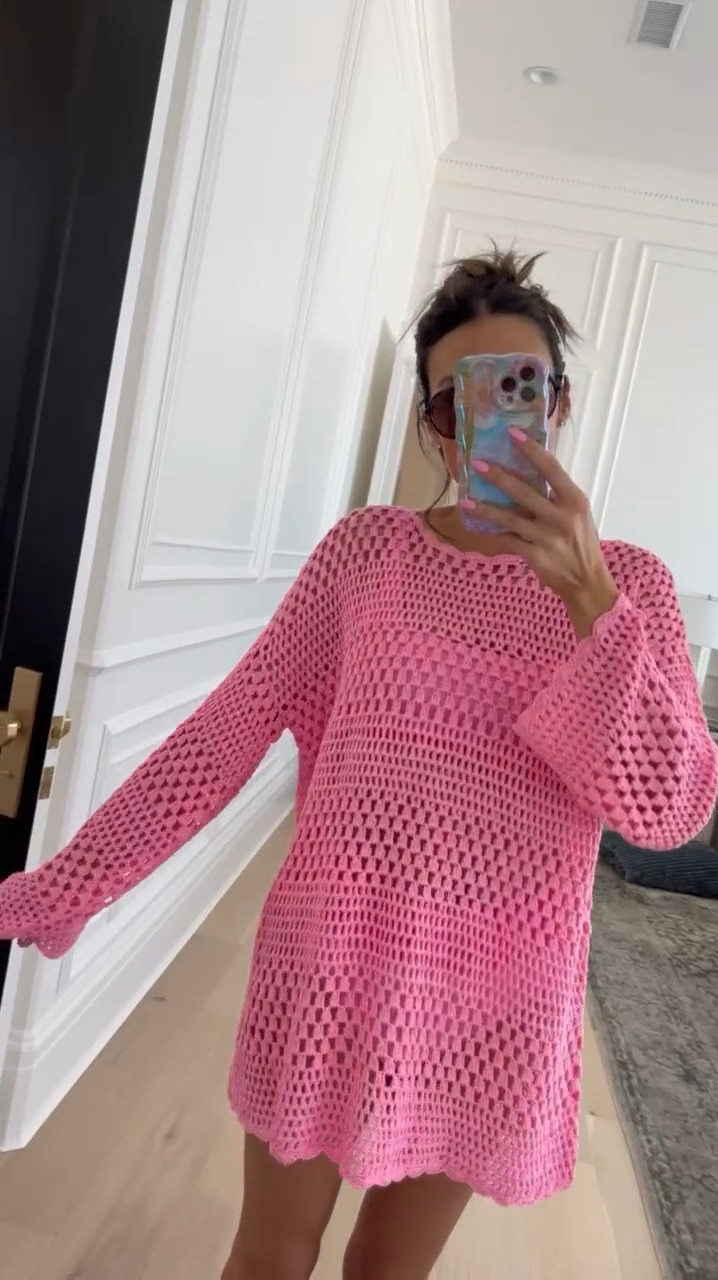 Pink crochet swimsuit coverup 💖 beach vacation outfit

Beach outfit, vacation outfits, revolve, crochet coverup, pink coverup, pink swimsuit, vacation style, resort wear, Christine Andrew 

#LTKWatchNow #LTKTravel #LTKSwim