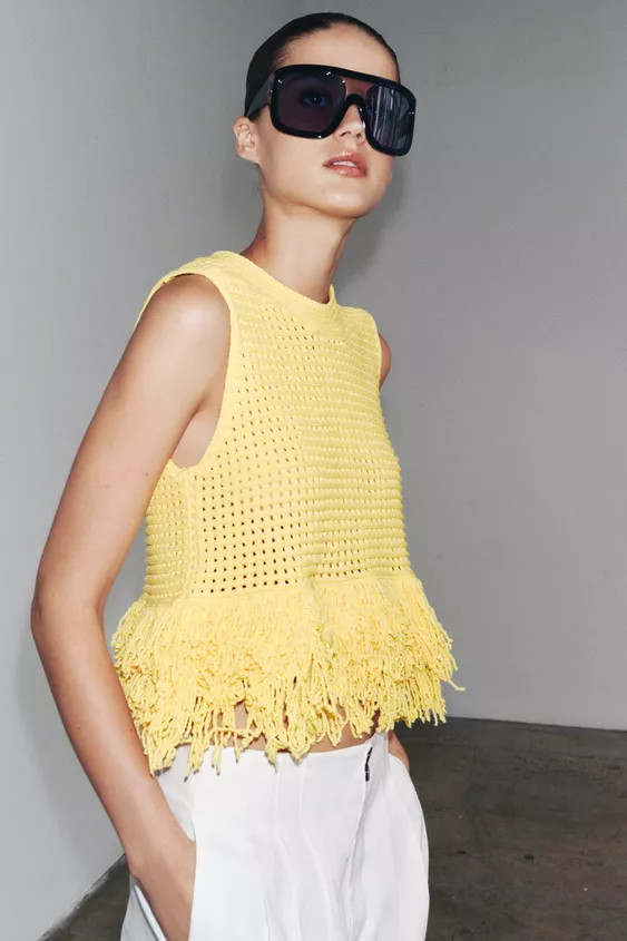 FRINGED CHECKERED KNIT TOP | Zara US