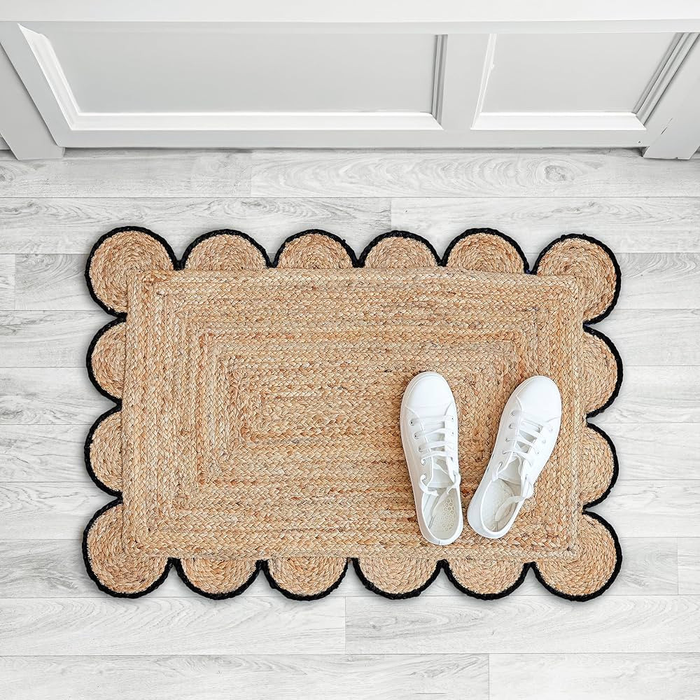 Scalloped Natural Jute Area Rug, Black Trim, 2'x3' | Amazon (US)