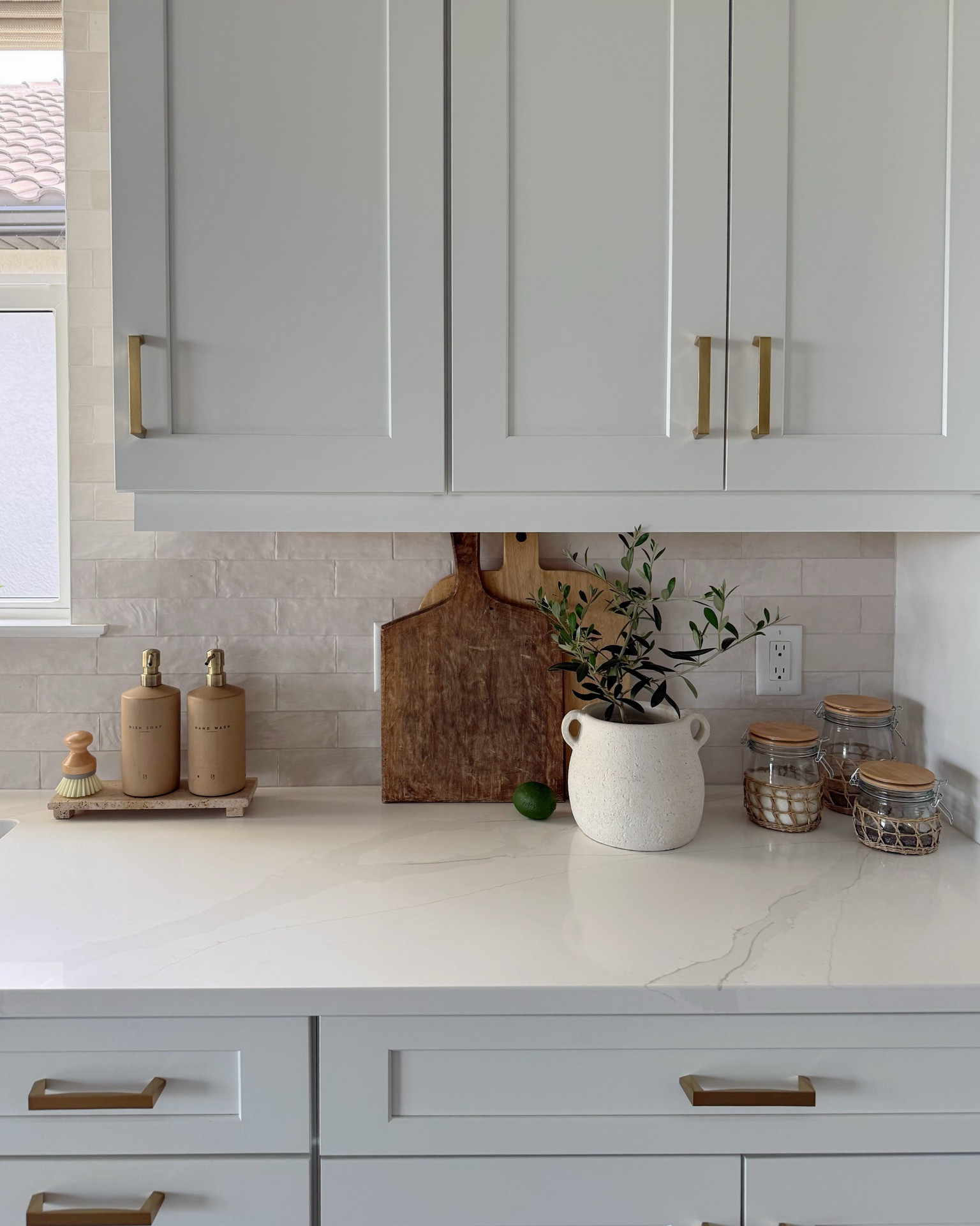 These stunning concrete dispensers @thepolishedjar are one-of-a-kind pieces. Each one is unique with subtle imperfections and natural textures. They NOW come in 5 neutral colors + a variety of pump options!

Use my code Housetohome10 at checkout!


#soapdispenser #luxurypieces #oneofakinddecor #kitchendecor #thepolishedjar

#LTKHome