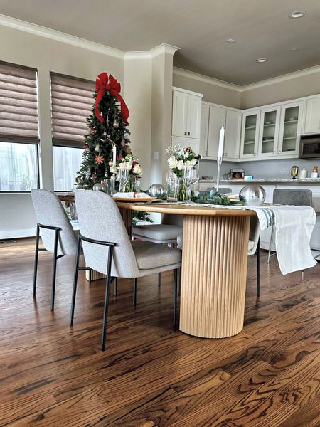 Beautiful dinning room table and dinning room chairs from west elm 

#DiningRoomTable #FurnitureFinds #ElegantDining #TableGoals #HomeDecorInspo #DiningRoomDesign #FamilyGathering #ModernDiningTable #ClassicStyle #WoodenTable #ContemporaryDining #InteriorDesign #GatherAround #DiningSpace #HomeFurniture #StylishTables #DinnerPartyEssentials #TableForEveryOccasion #HomeSweetHome #DiningRoomUpgrade

#LTKstyletip #LTKhome