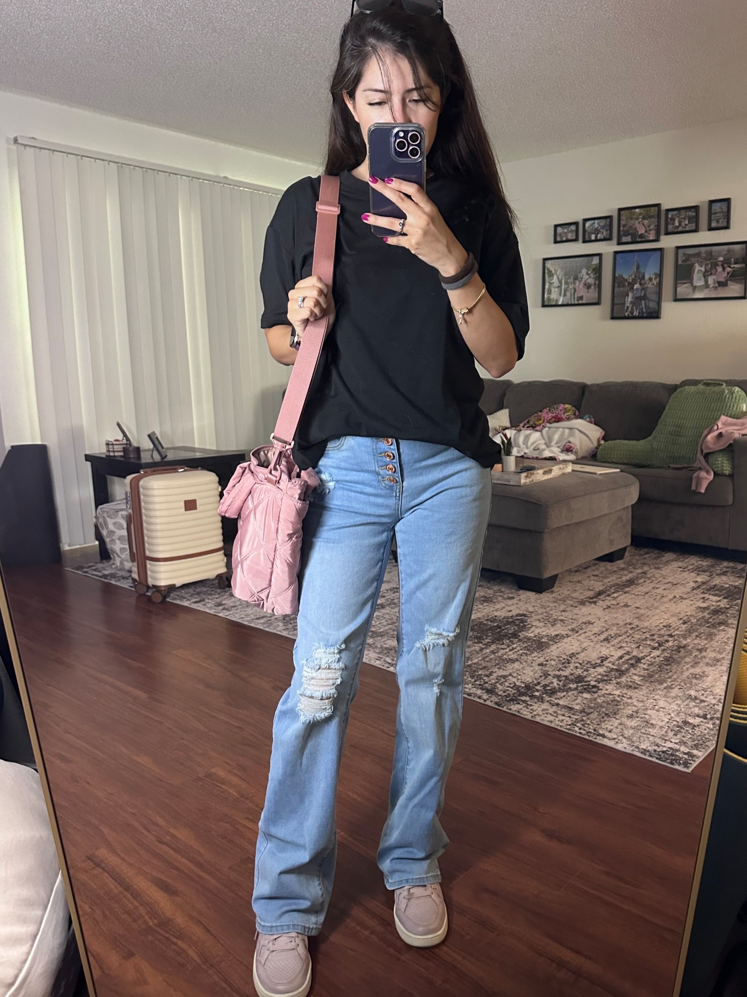 Off to the movies. Always casual and comfy with the best oversized t-shirt and jeans. 

#comfymomstyle #movieoutfit #momcasual

#LTKTravel #LTKOver40