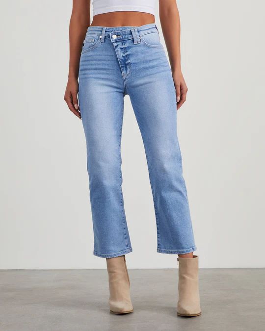 Aaron High Rise 90s Straight Leg Jeans | VICI Collection
