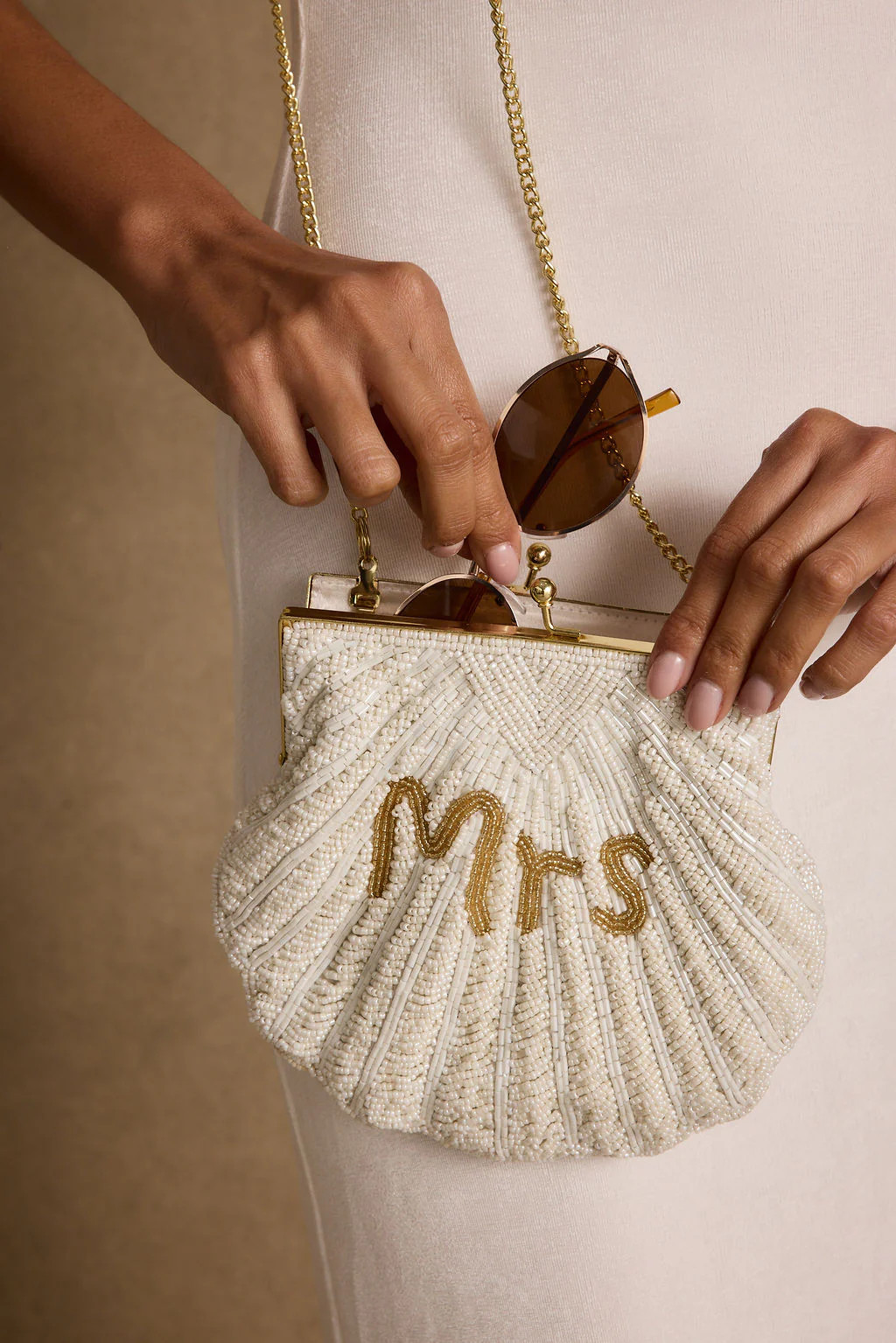 MRS Beaded Shell Bag | 12th Tribe