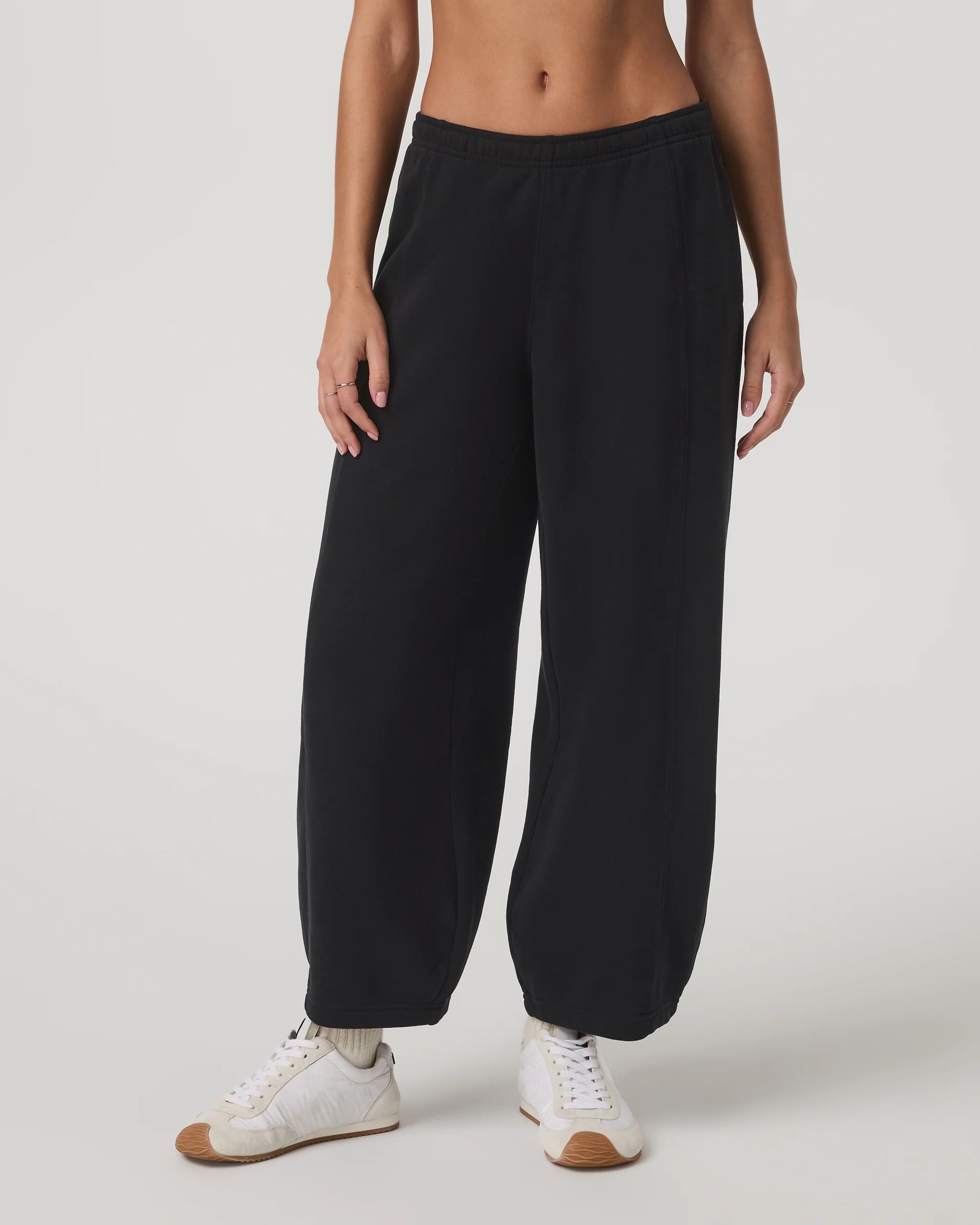 Sedona Barrel Crop Sweatpant | Vuori Clothing (US & Canada)
