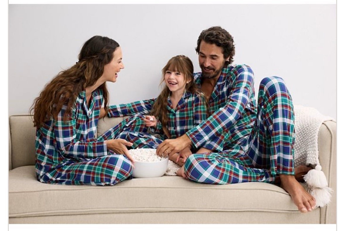 Holiday Pajamas are 20% off! Jammie’s for your families at Kohls!

#LTKSaleAlert #LTKSeasonal #LTKU