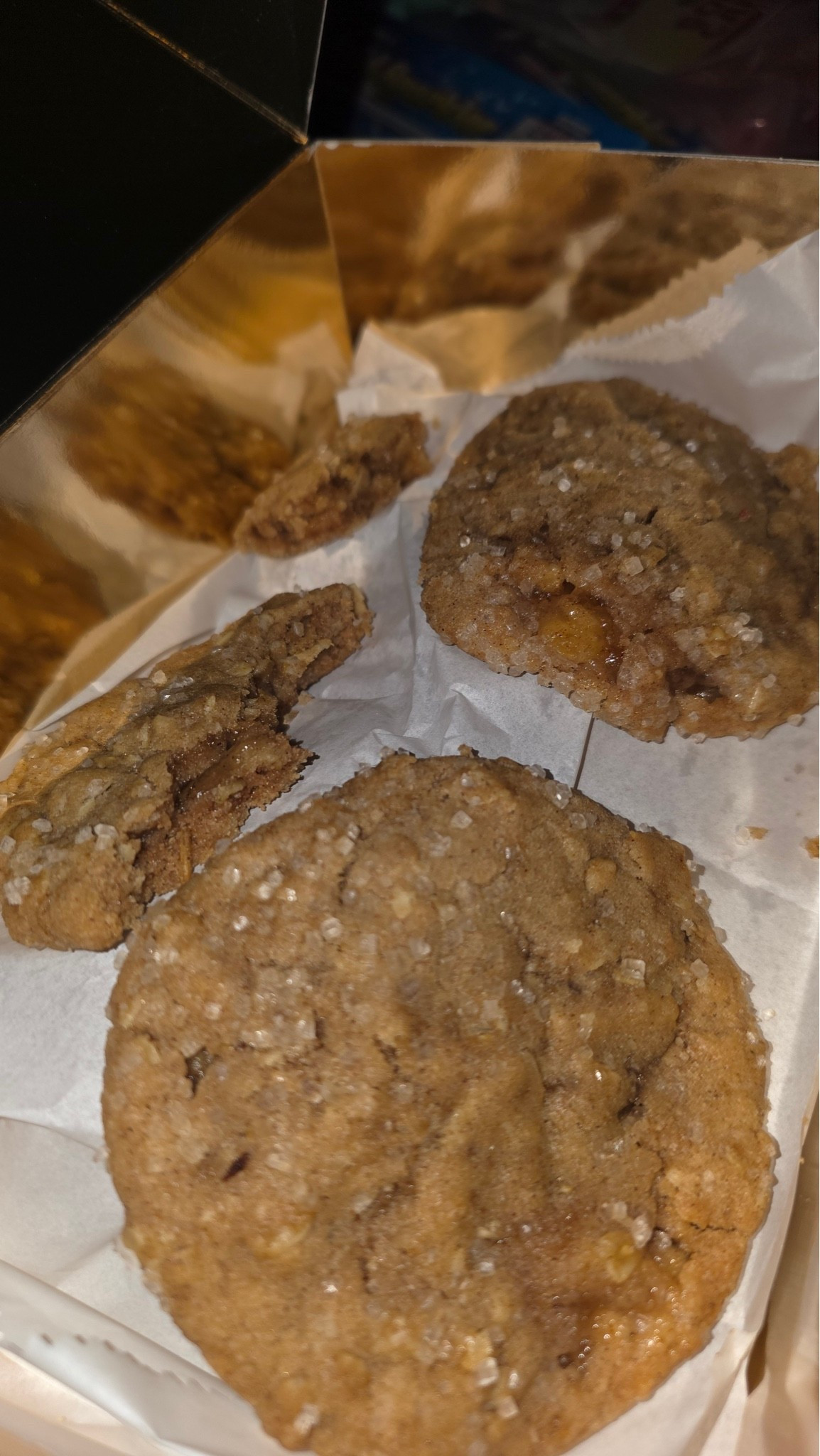 I sent my sister apple pie filled cookies and they look sooo good now I need some 🤤🤤🤤. Use code LTK20
