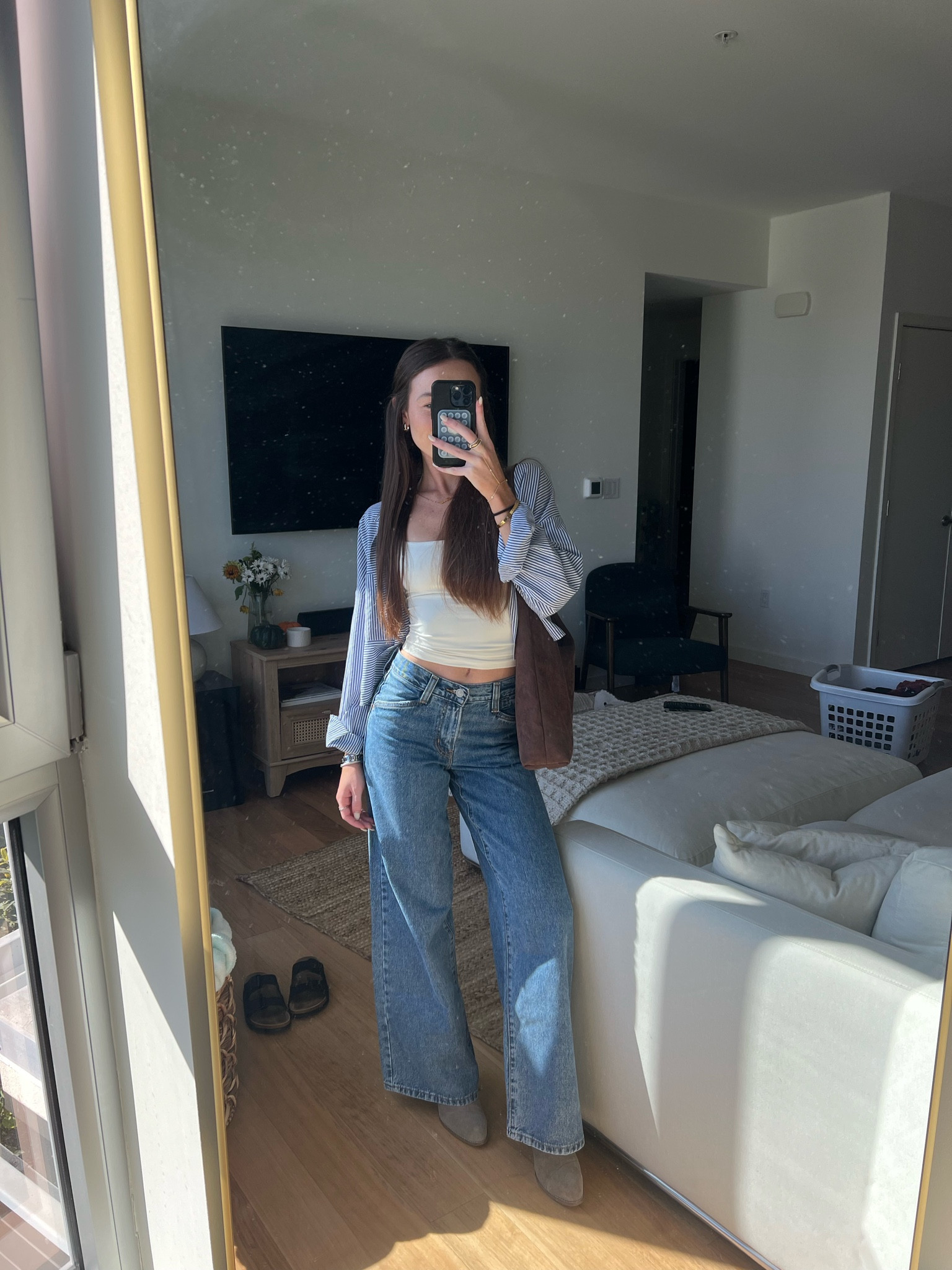 recent fall outfit I can’t stop repeating 💙🤌🏼  #widelegjeans

#LTKFindsUnder50 #LTKStyleTip #LTKSeasonal