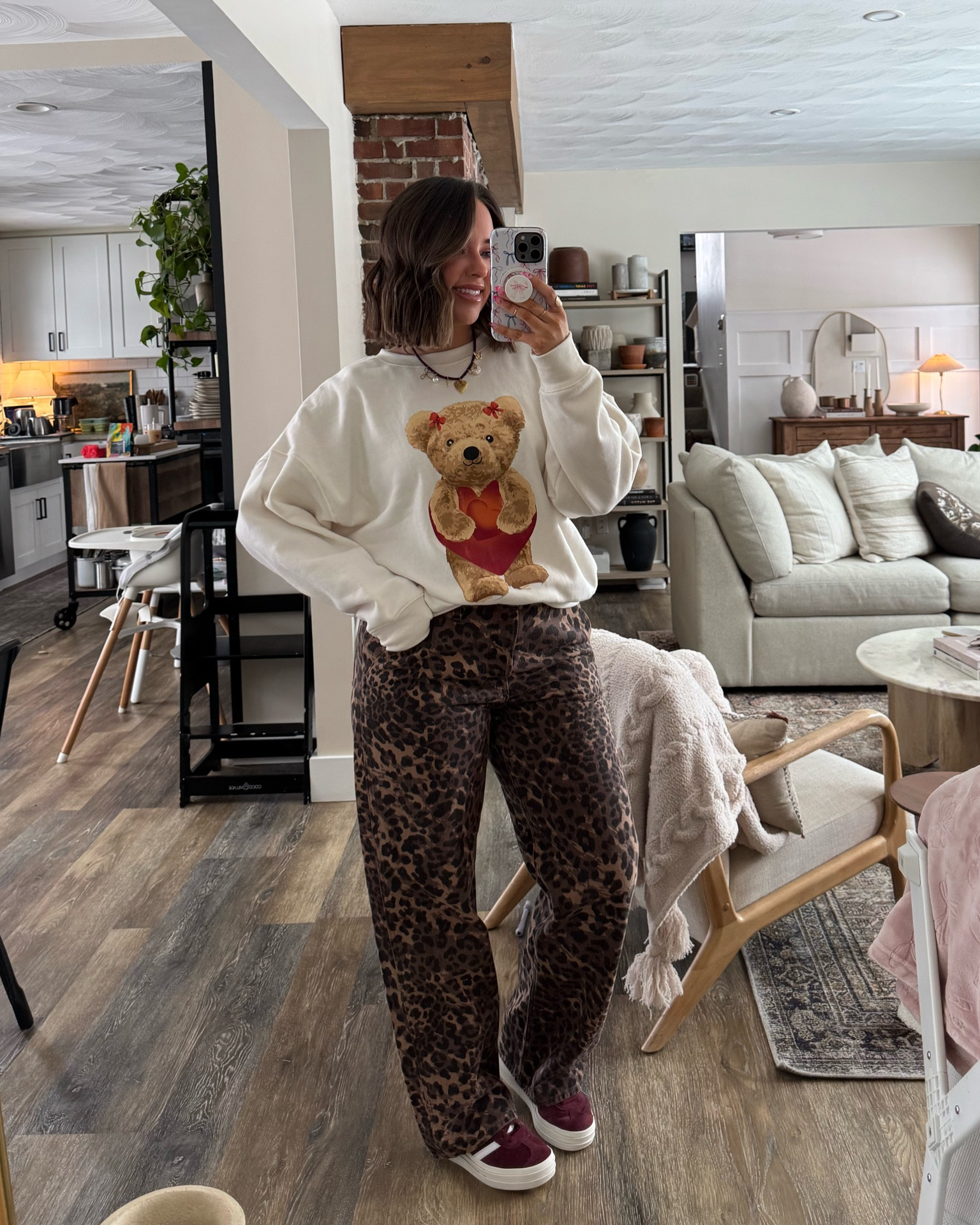 These leopard jeans 😍 ON SALE!! 25% off! In a size 29 (7 months PP) 🤎

Abercrombie, Valentine’s Day, teddy bear sweatshirt, adidas gazelle, burgundy sneakers, platform adidas, charm necklace 

#LTKSaleAlert #LTKFindsUnder100 #LTKShoeCrush