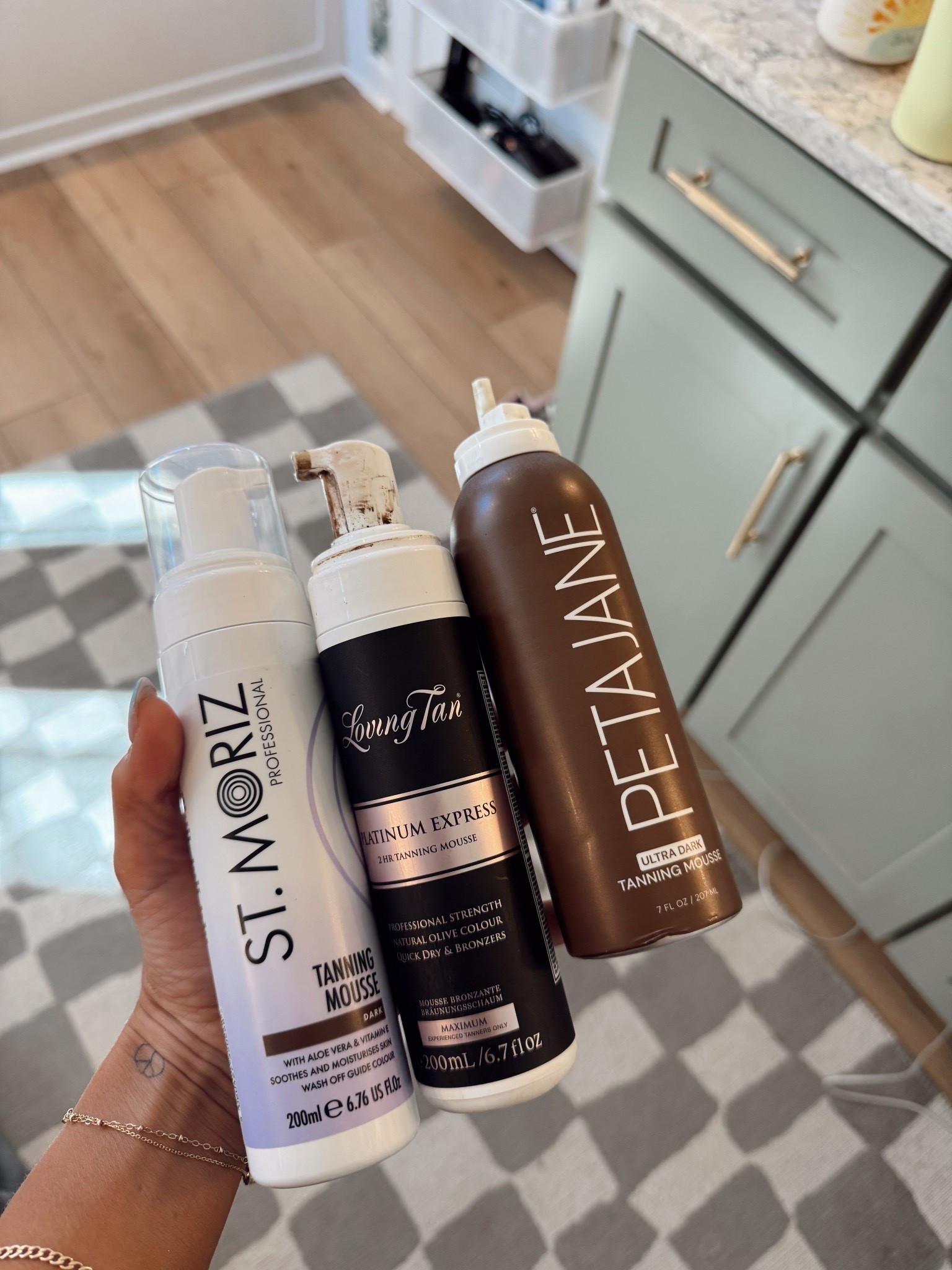 More self tanner recommendations!!




Beauty, bronze, fake tan, sun-kissed, summer, seasonal, tanning, justclassicallycassidy

#LTKBeauty #LTKSeasonal