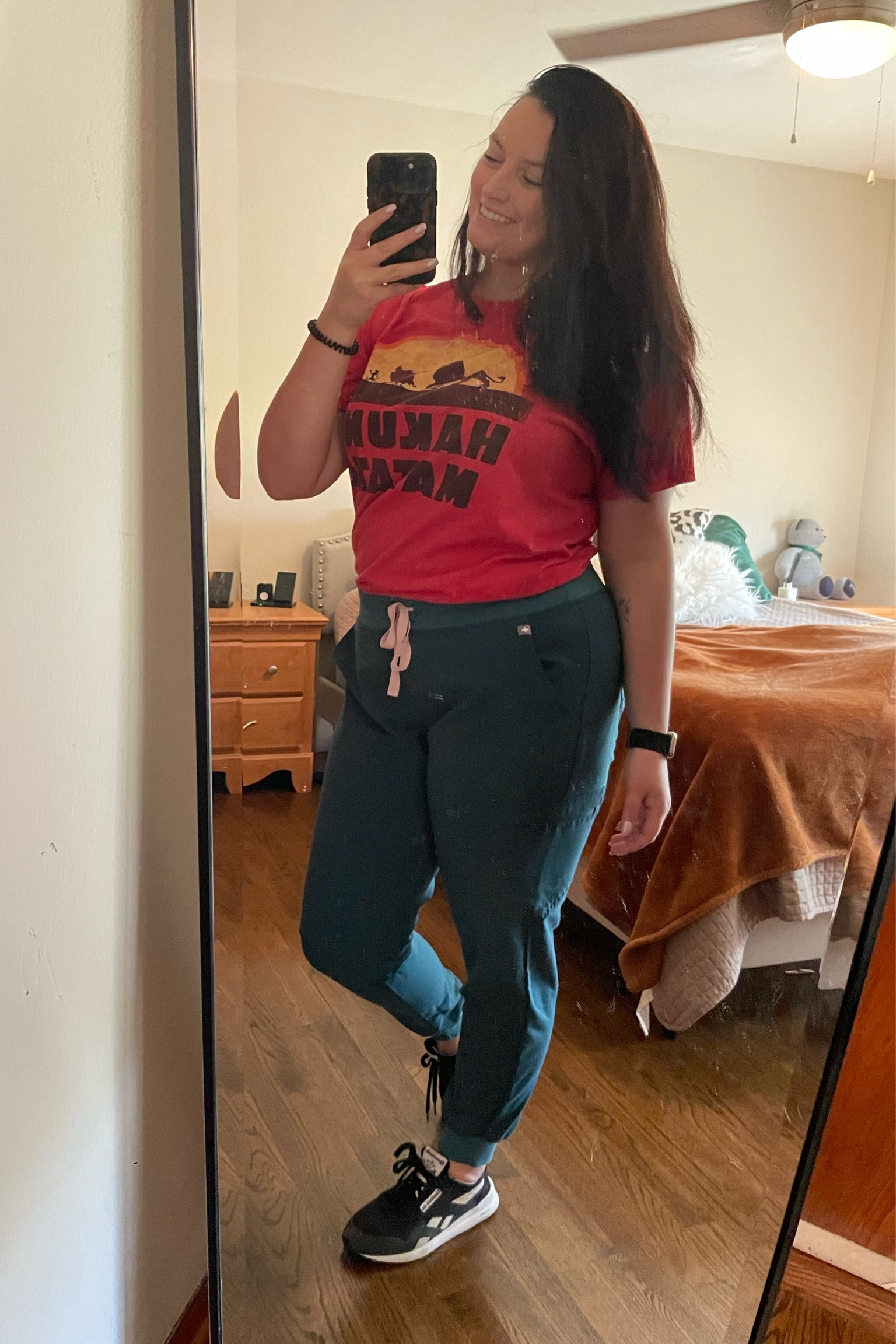 Non- transport work day 🤍
T-shirt-unisex- Large (target)
Scrub bottoms- Large (figs)
Shoes- true to size


#LTKFind #LTKworkwear #LTKfit
