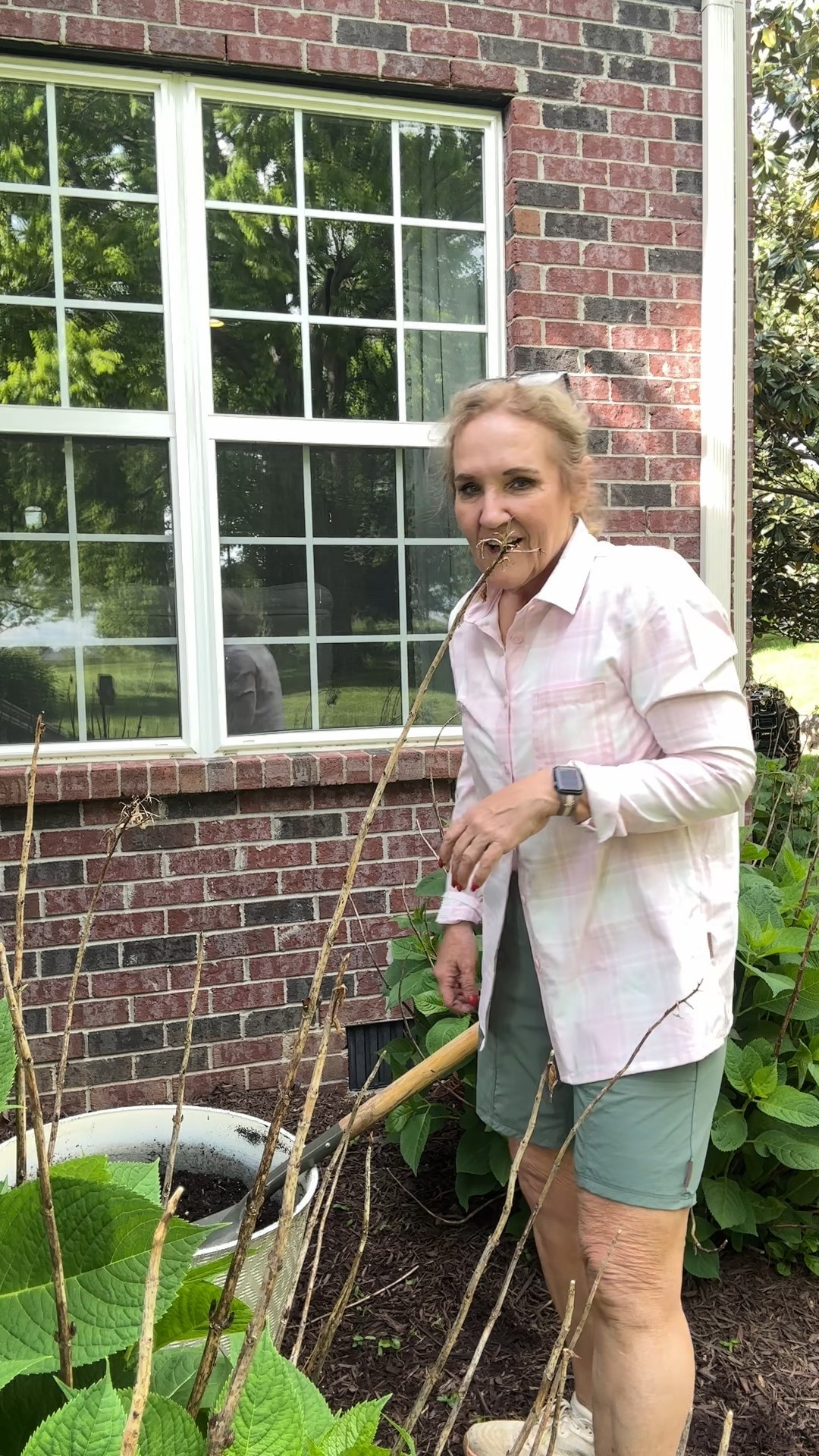 These shorts and blouses have built in spf. And you won’t believe the price! Get them for gardening, for hiking, boating! This top would be perfect over a bathing suit when you don’t want any more sun. 

True to size. Shirt and shorts size medium. 




#LTKActive #LTKOver40 #LTKFindsUnder50