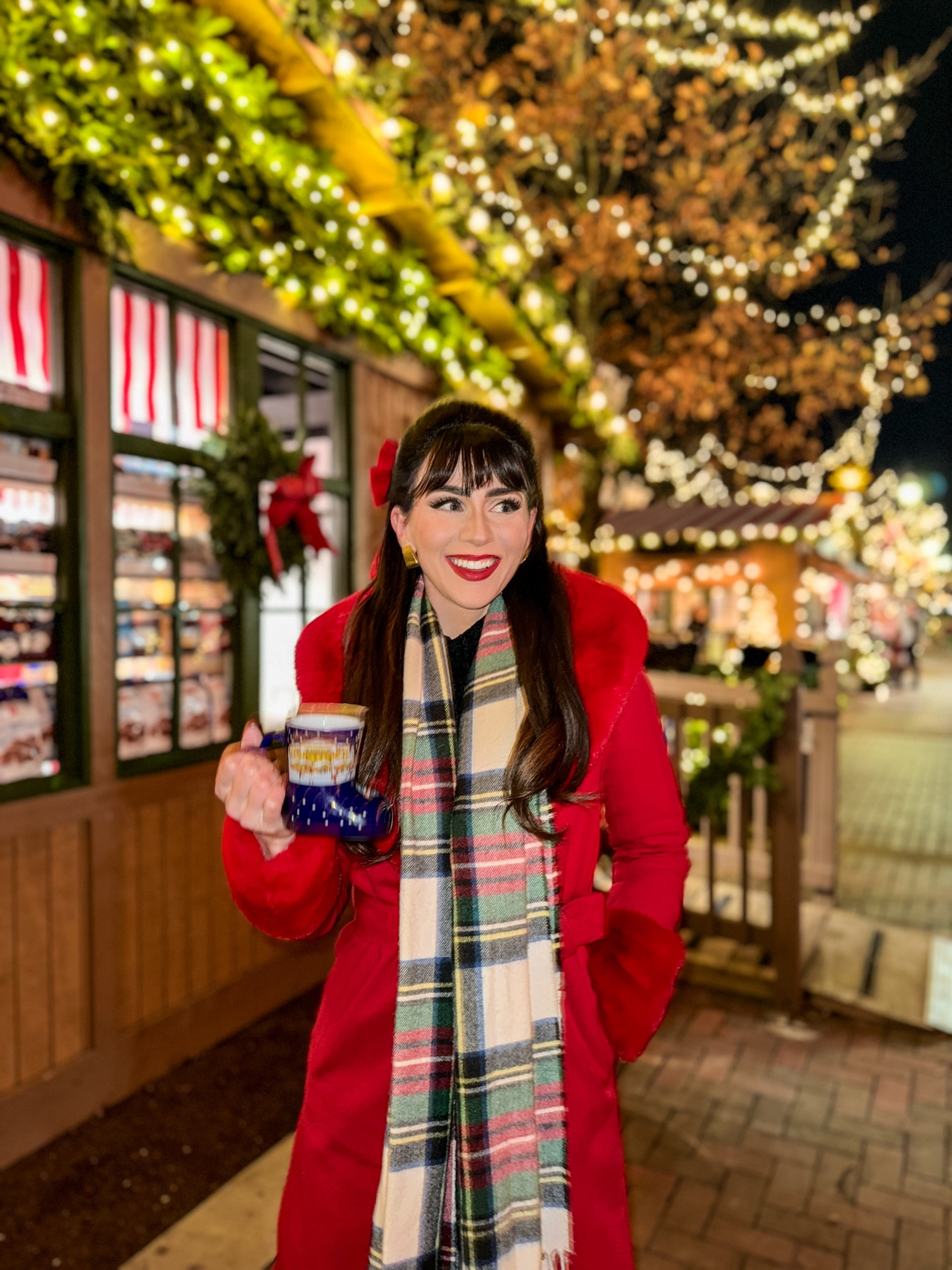 Christmas coat 🎄

#LTKSeasonal #LTKHoliday #LTKStyleTip