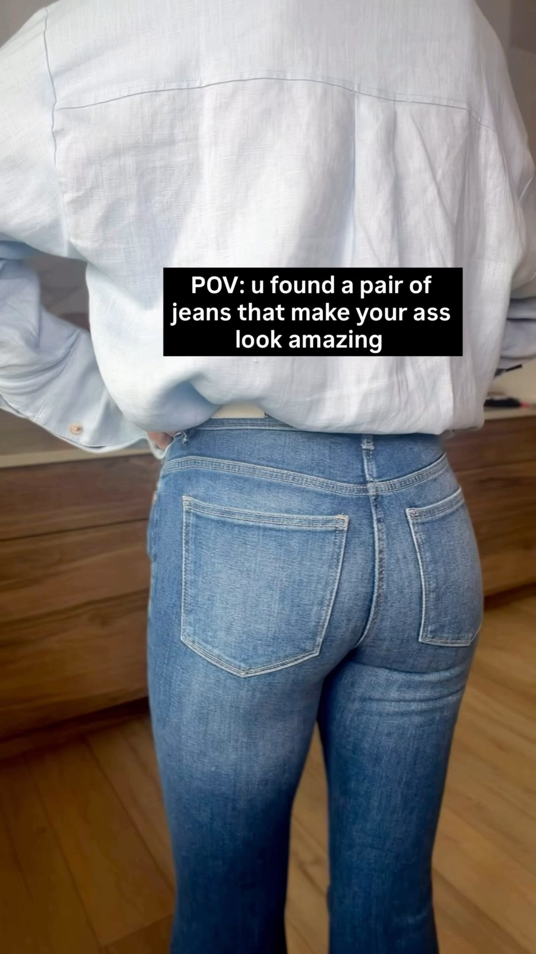 these are for you if...
• you're 5'8 or under (i'm 5'10 and they're slightly short on me)
• you want your ass to look incredible
• you like a little stretch in your jeans
• you love high waisted
• you're over barrel and straight leg - these are boot cut and make your legs look like they’re miles long ￼

Run tts but if you’re in between sizes, size down because they have stretch ￼


#LTKWorkwear #LTKootd #LTKdayinmylife