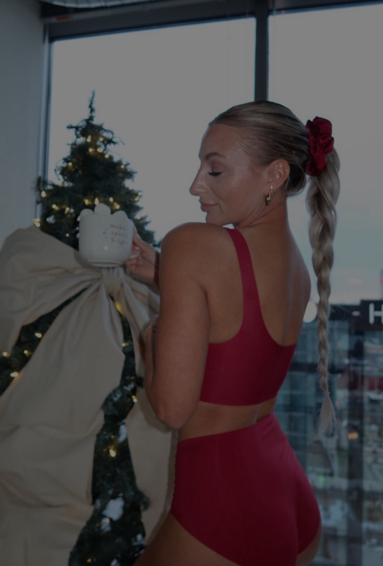 A little red moment in this bra set ❤️ this would make a cute gift!

Loungewear, bra, underwear, cozy outfit, home outfit, nuage, bralette, sexy outfit 

#LTKFindsUnder50 #LTKselfcare #LTKHome