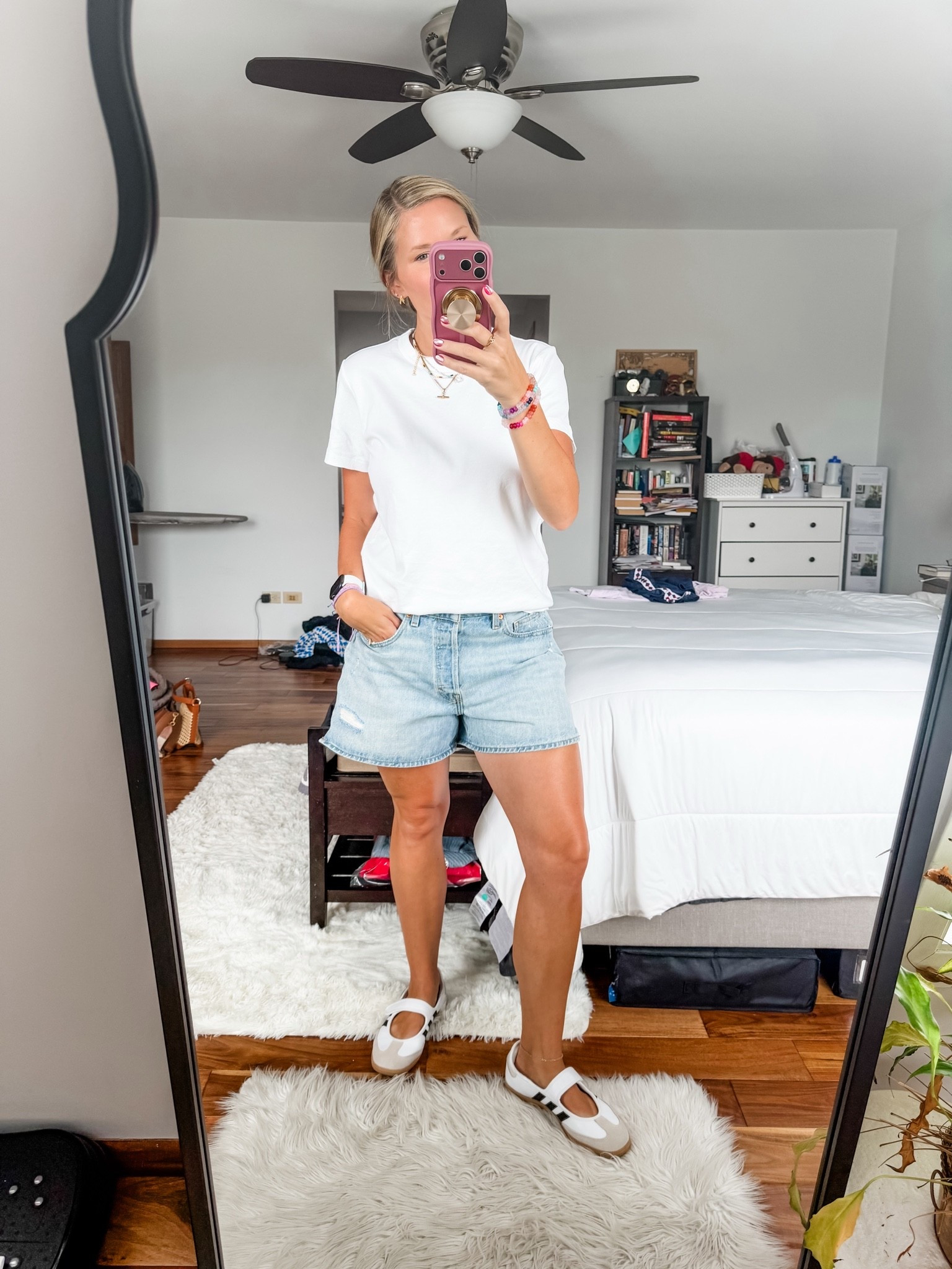 This basic outfit is literally my fave go-to.

#LTKOver40 #LTKootd #LTKmomlife