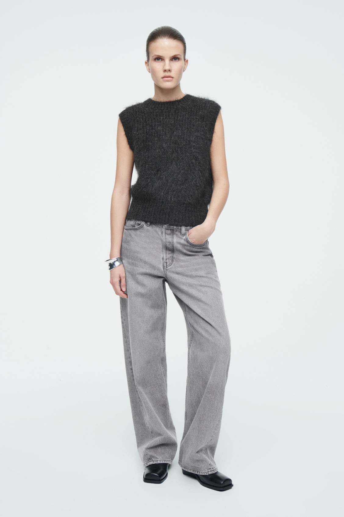 FACADE STRAIGHT-LEG JEANS | COS (EU)