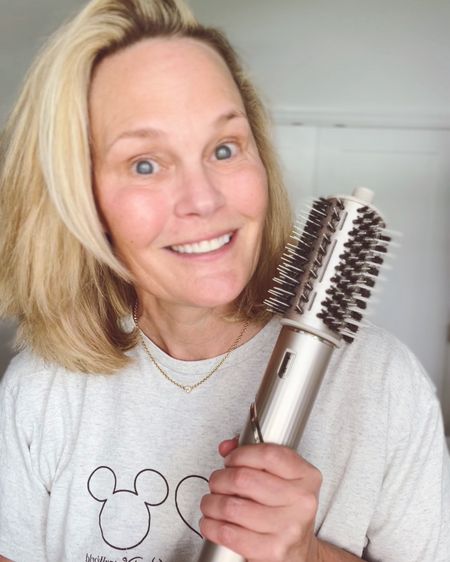 4 day old hair redo with the Shark Flexstyle! Oval brush attachment

#sephora #shark #flexstyle #curlyhair #hairtools. #smoothstraithair #over50beauty

#LTKbeauty #LTKstyletip