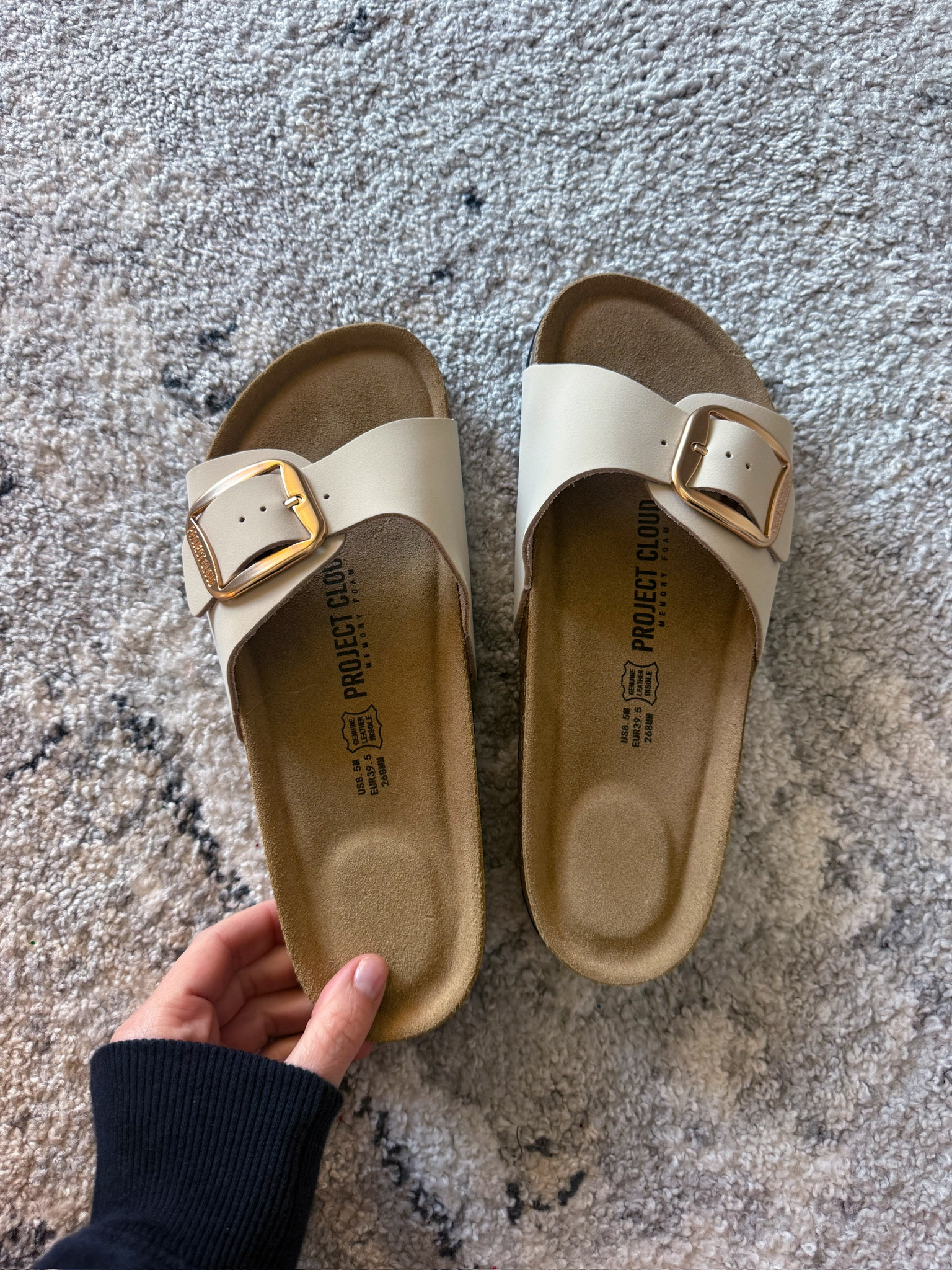 The cutest project cloud sandals that are such a good Birkenstock inspired find! 

#LTKmomlife #LTKMidsize #LTKOver40