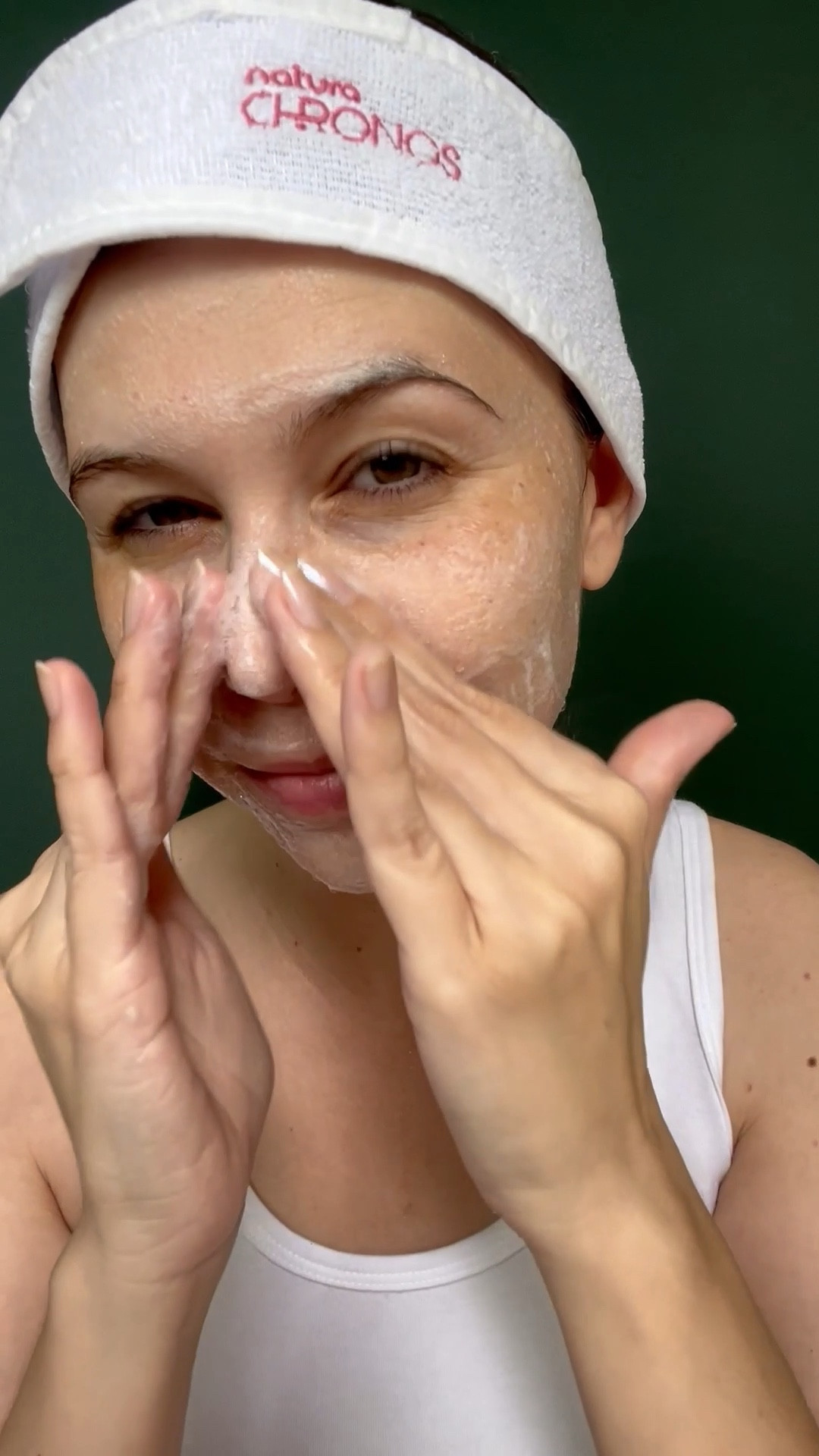 ✨Dica para preparar a pele para o skincare: Espuma de Limpeza Suave Chronos! Ela elimina as impurezas e prepara a pele para absorver os ativos da sua rotina de tratamento! 

Pode ser usada de dia ☀️ e/ou de noite 🌙 e é indicada para todos os tipos de peles. 

Tenho gostado bastante dela! E você? Já usou essa espuma de limpeza?

#LTKbeleza #LTKbrasil