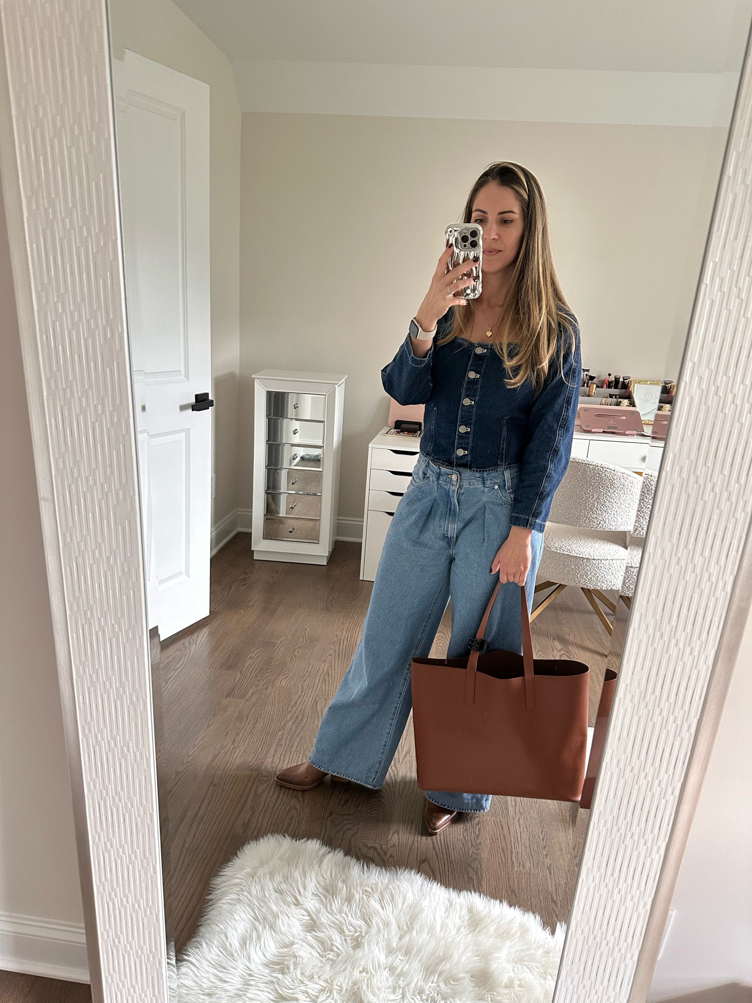 My jean on jean moment with Levi’s 💙

#LTKshoecrush #LTKfindsunder100 #LTKSeasonal