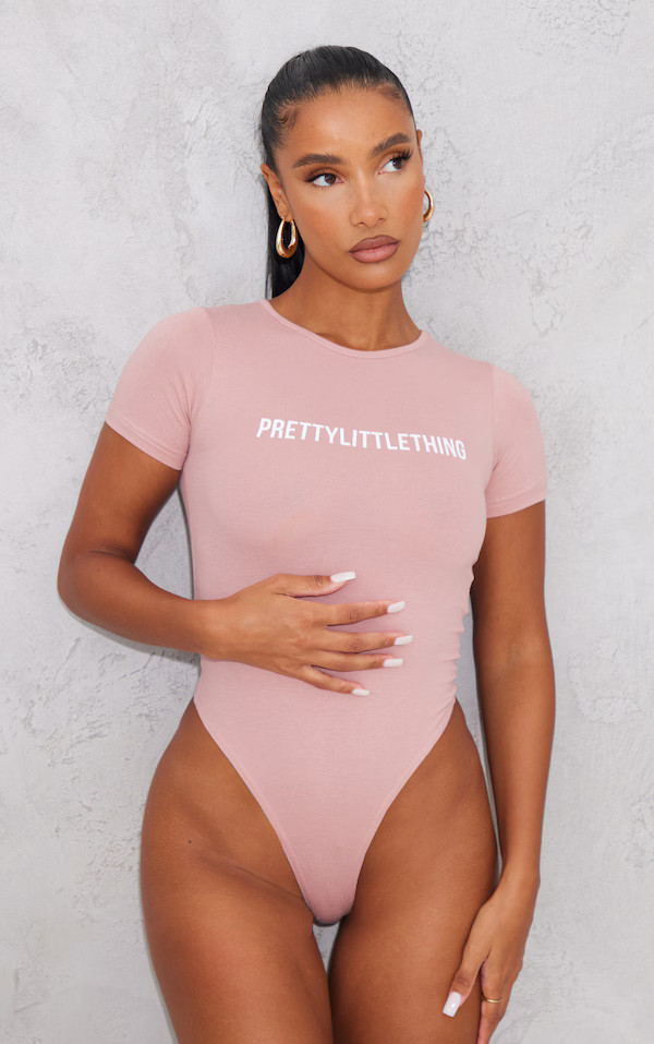PRETTYLITTLETHING Light Pink Logo Short Sleeve Bodysuit | PrettyLittleThing US