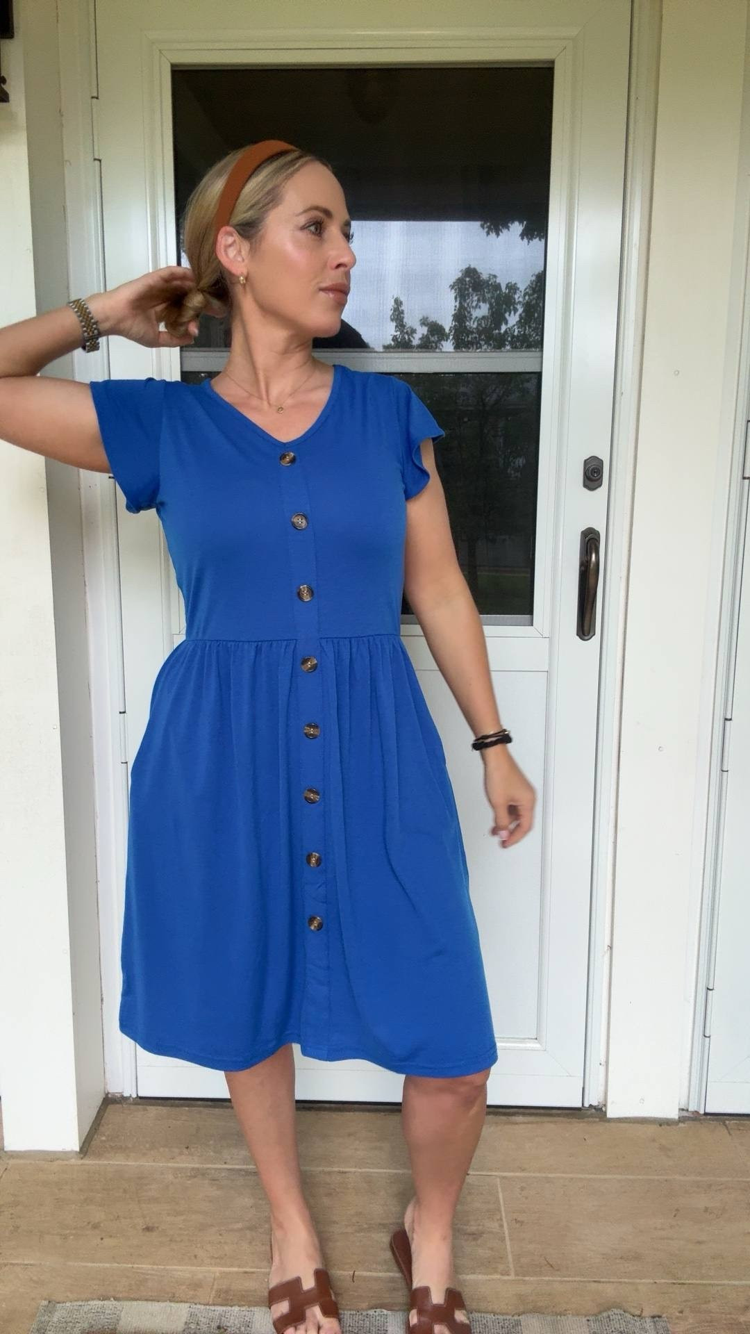 Casual dress 

#LTKFindsUnder50 #LTKSeasonal #LTKMidsize