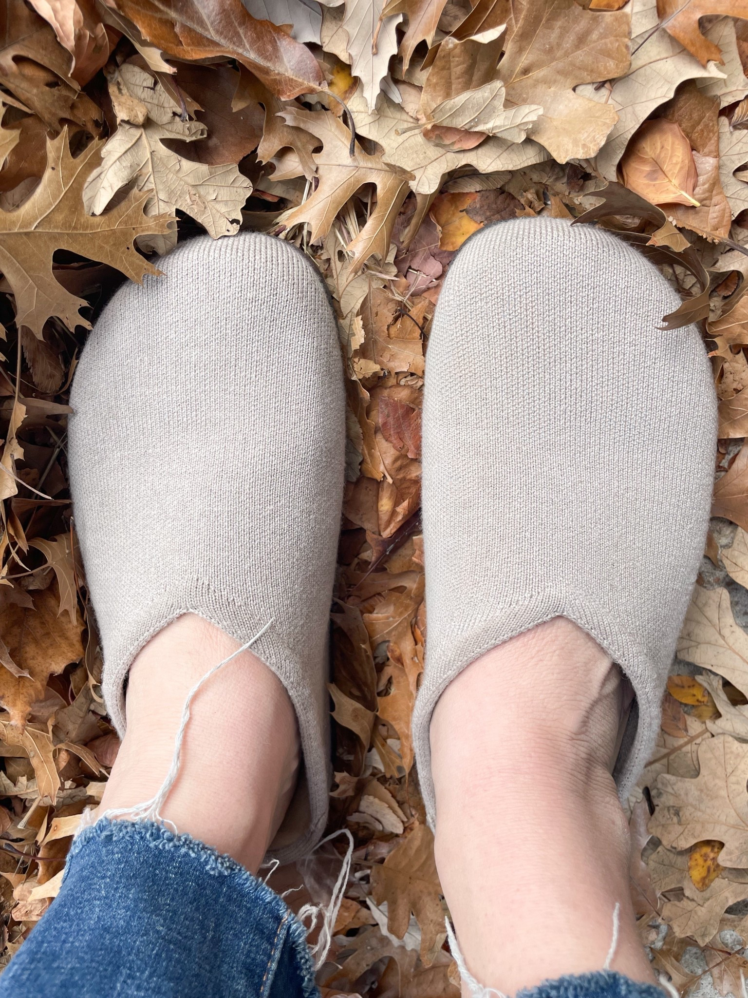 Rothy’s clogs are cute, comfy, and machine washable! This is the shoe I’m wearing most for winter and it’s as wonderful as everyone says it is! 



#LTKTravel #LTKmomlife #LTKootd