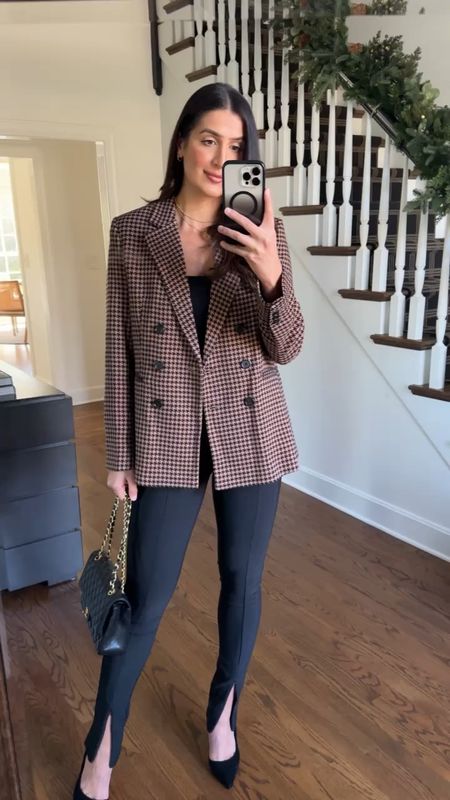 Chic fall outfit - blazer outfit - blazer style - chocolate brown - chic outfit

#LTKworkwear #LTKstyletip #LTKSeasonal