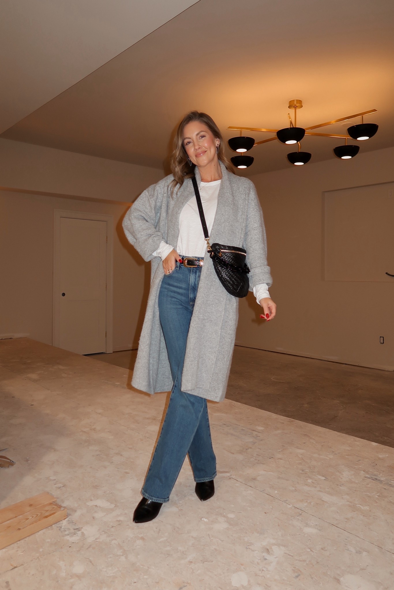 Small Amazon cardigan / XS long sleeve tee / 25 jeans (true to size) ❤️

#LTKootd #LTKPetite #LTKOver40