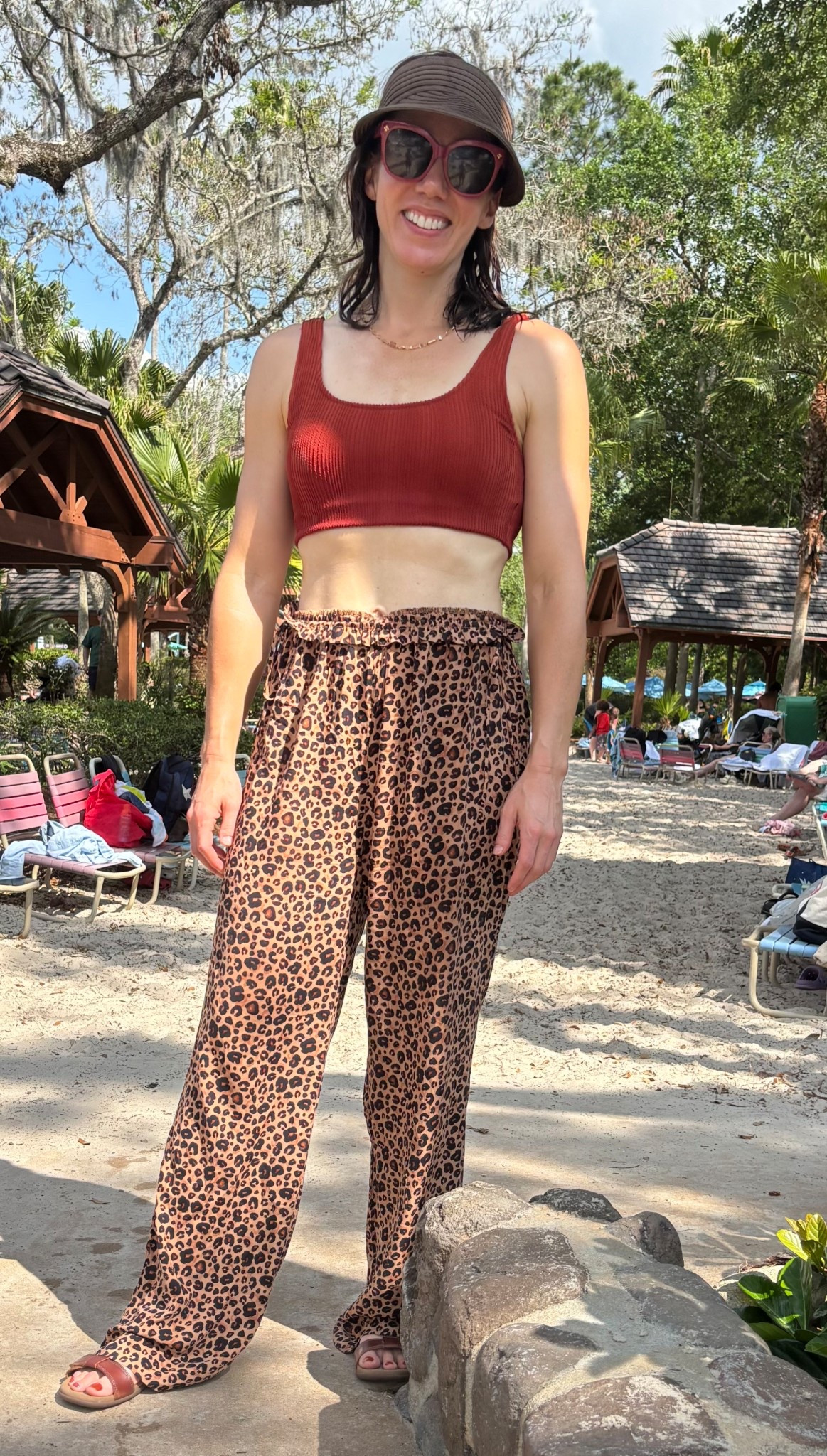 What I actually wear in the heat ☀️

Lightweight pull-on pants + a simple cropped tank = breathable, easy, done. Nothing to adjust, nothing to overthink.

• tank: soft ribbed, holds shape without feeling tight
• pants: loose, airy, elastic waist (perfect for hot days)
• sandals: throw-on and go
• extras: hat + sunnies for sun

Everything linked—easy pieces I’d pack again. 


#LTKdayinmylife #LTKSwim #LTKOver40