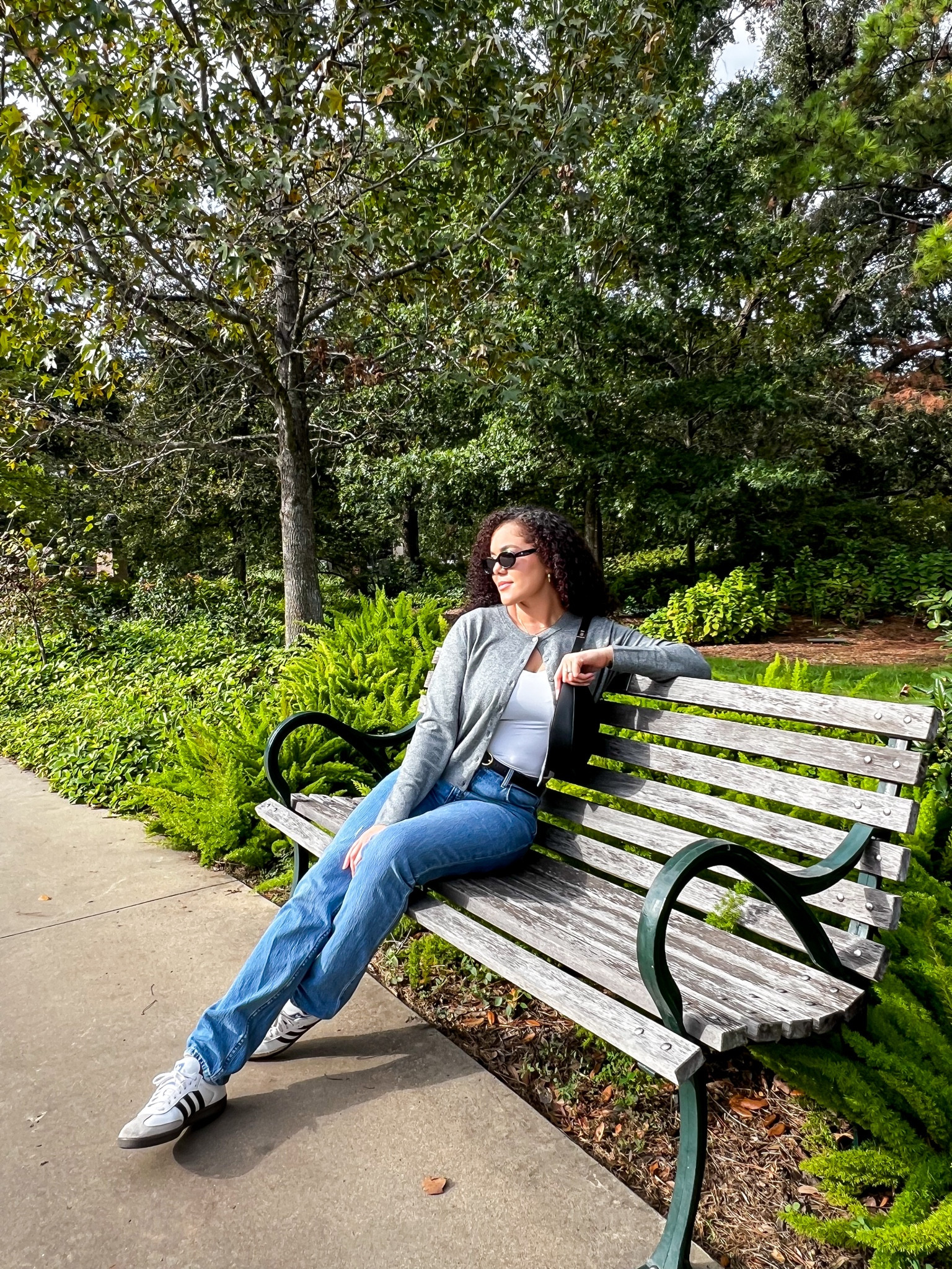 Warm fall casual outfit 🩶

#LTKSeasonal #LTKStyleTip #LTKFindsUnder50